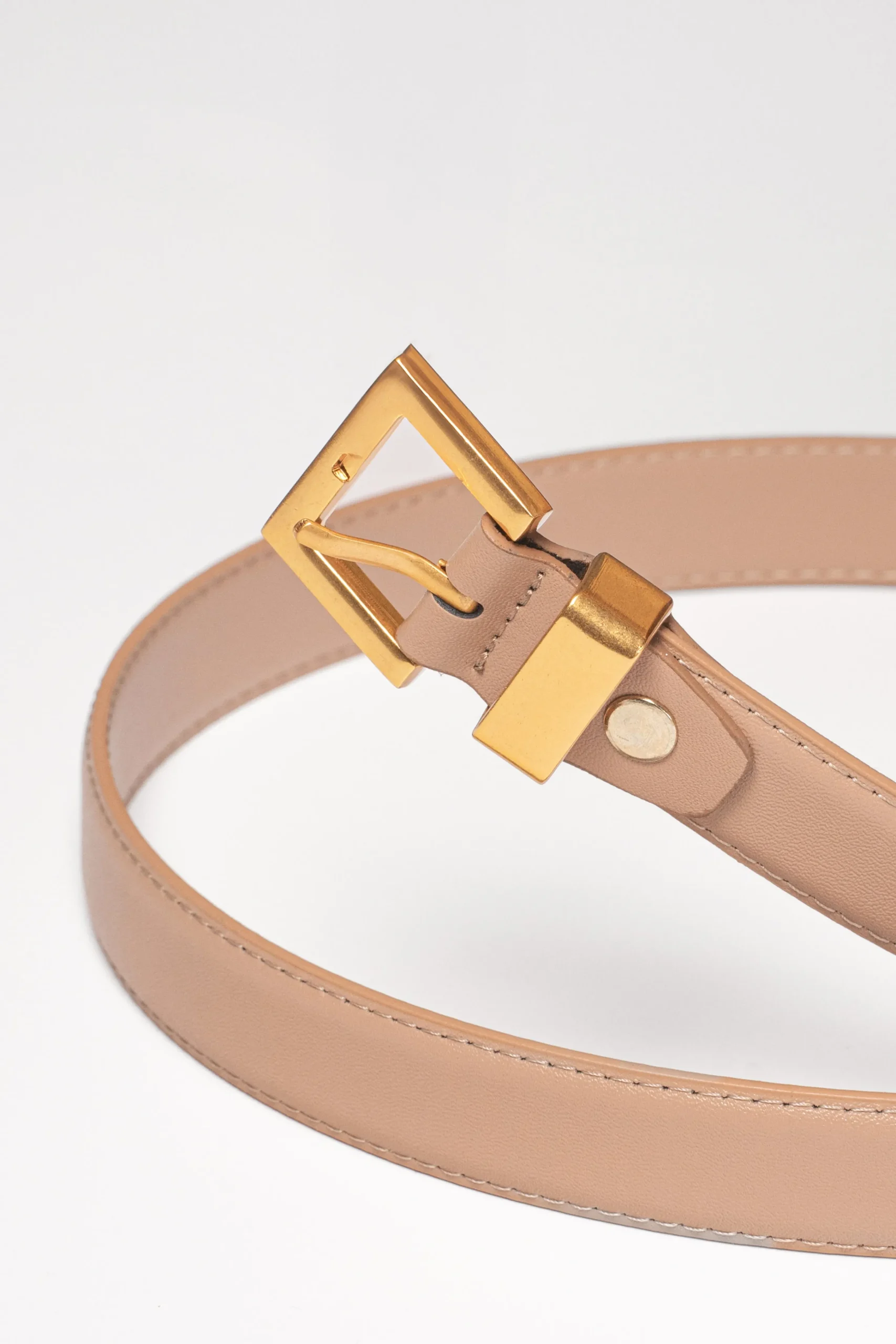 beige_bonnie_buckle_belt_1.webp JLUXLABEL Beige Bonnie Buckle Belt