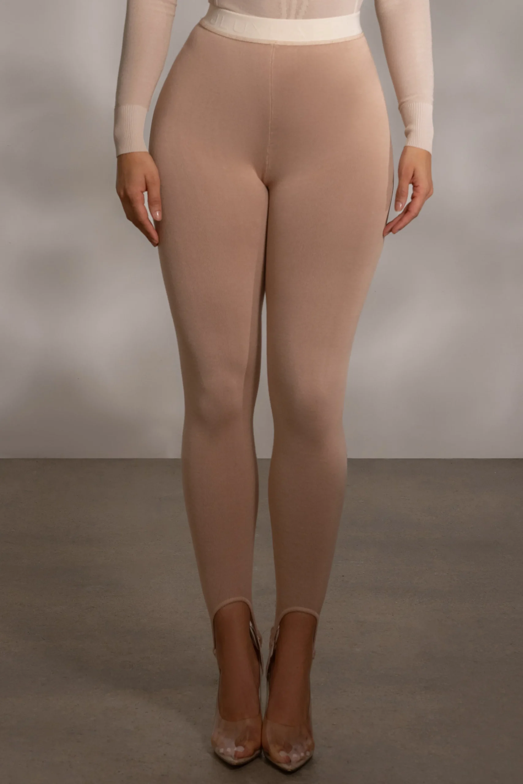 beige_marlow_leggings_2.webp JLUXLABEL Beige Marlow Leggings