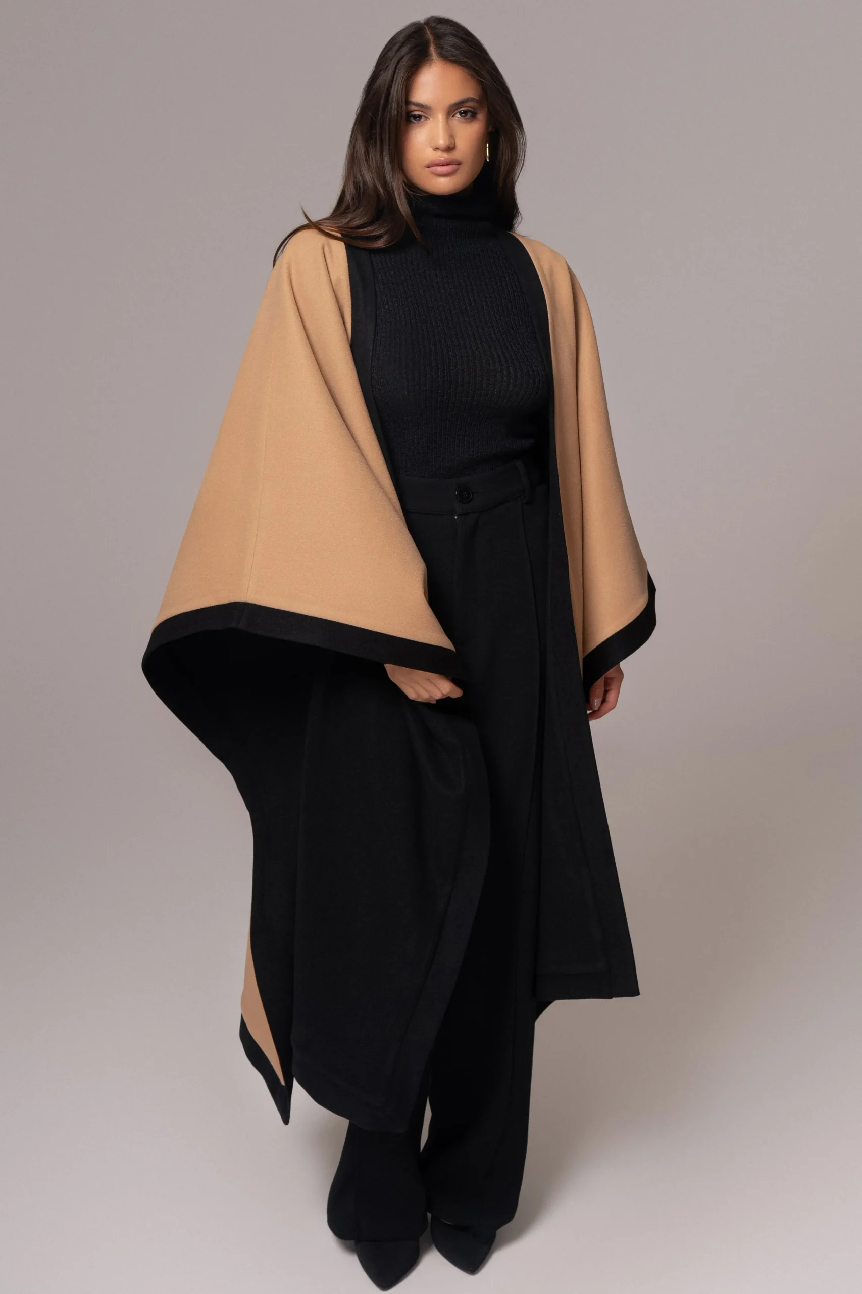 beige_park_city_reversibl_4.webp JLUXLABEL Beige Park City Reversible Shawl