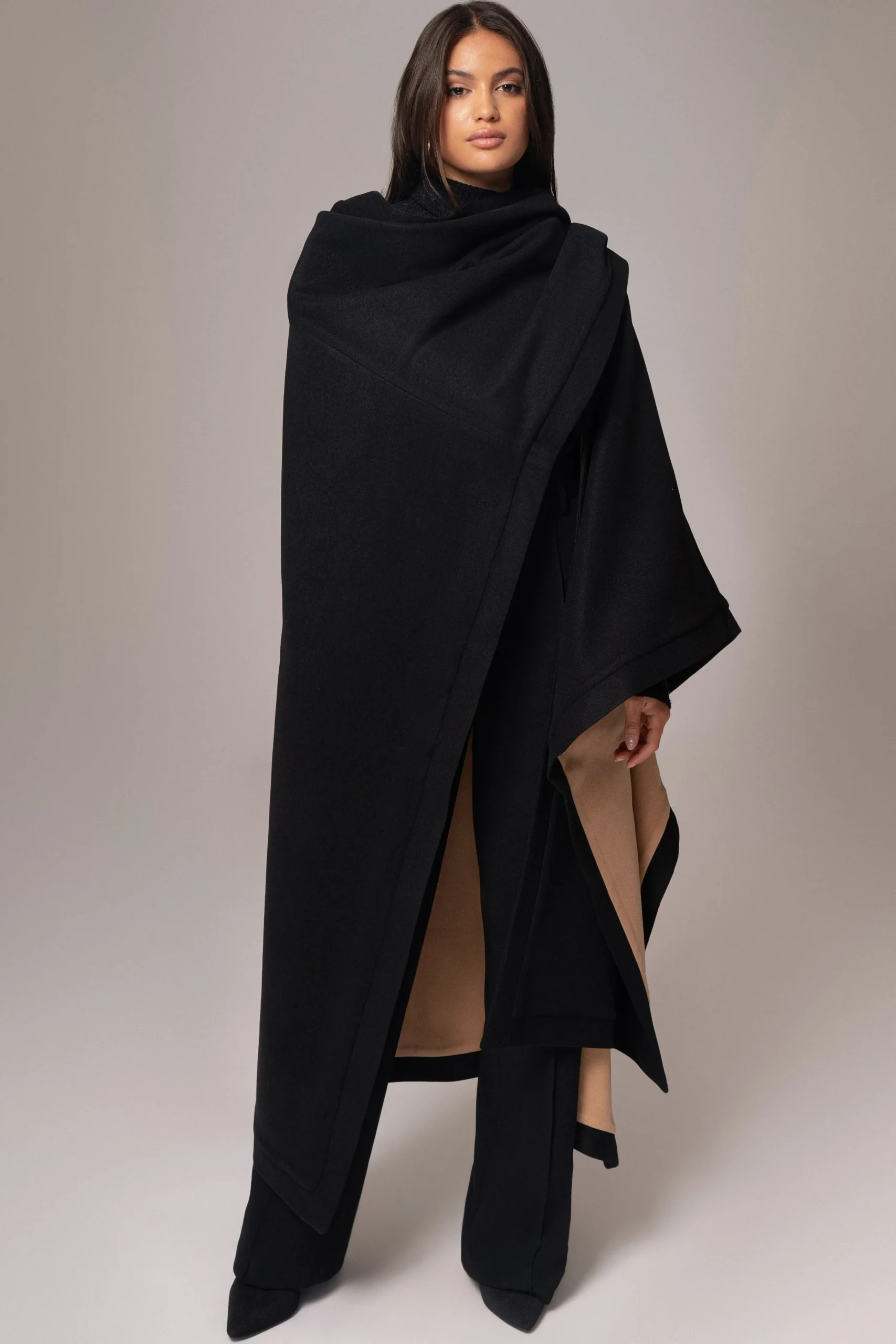 beige_park_city_reversibl_5.webp JLUXLABEL Beige Park City Reversible Shawl