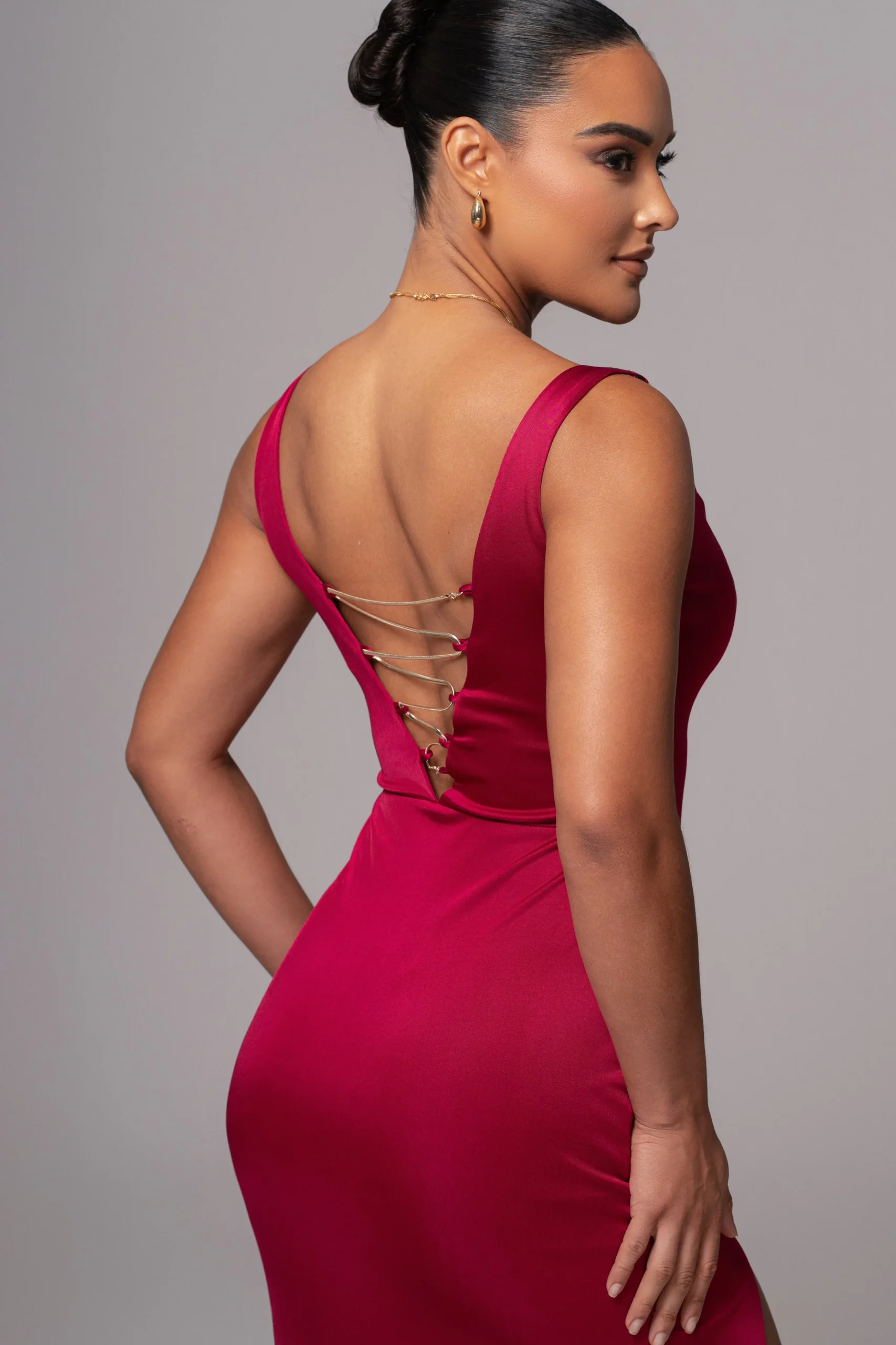 berry_cowl_neck_chain_dre_6.webp JLUXLABEL Berry Cowl Neck Chain Dress