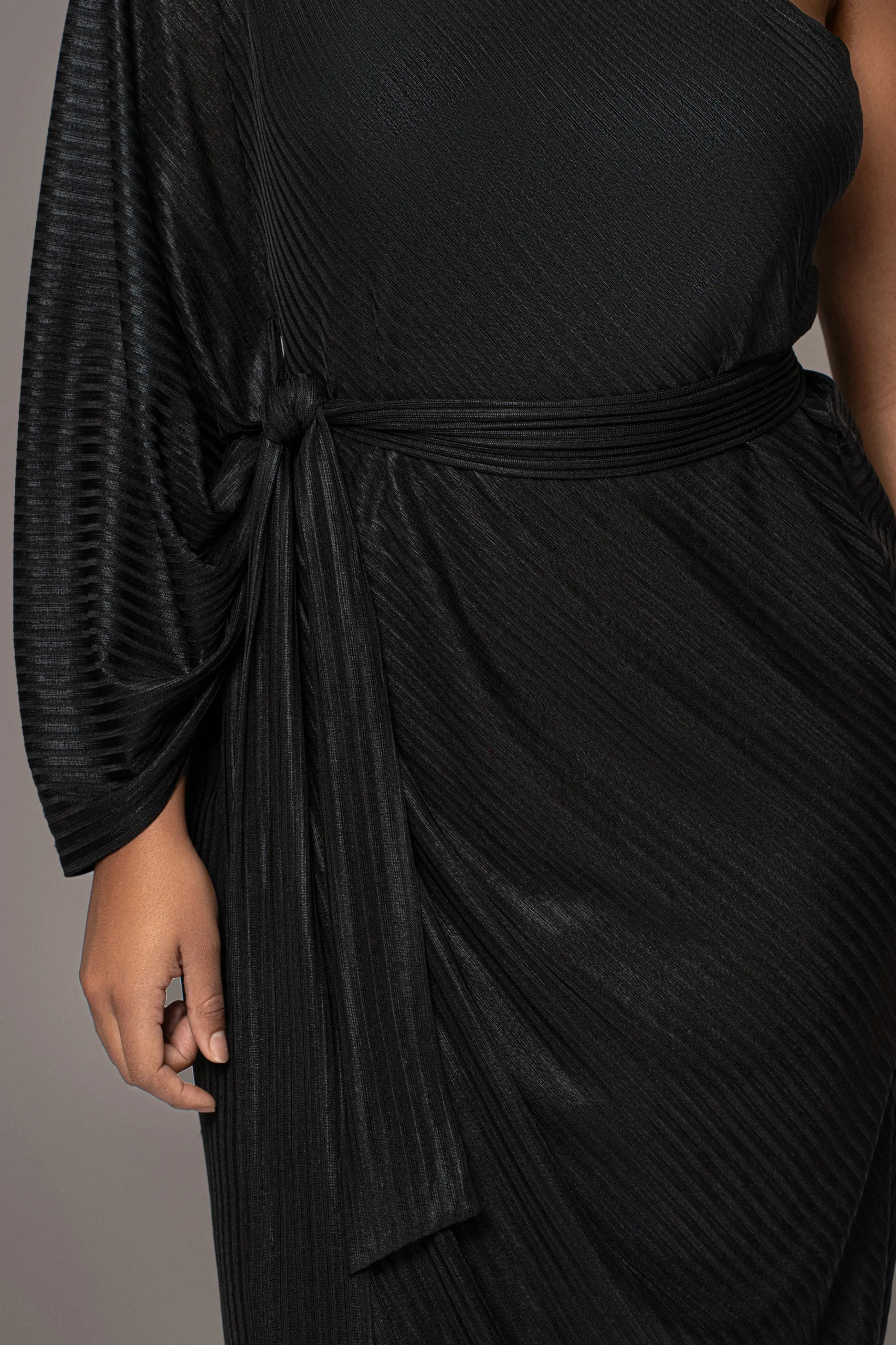 black_amina_metallic_maxi_11.webp JLUXLABEL Black Amina Metallic Maxi Dress