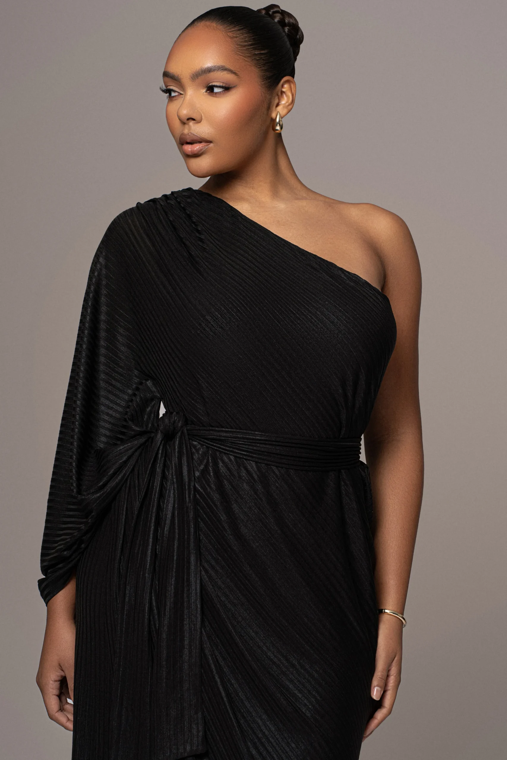 black_amina_metallic_maxi_4.webp JLUXLABEL Black Amina Metallic Maxi Dress
