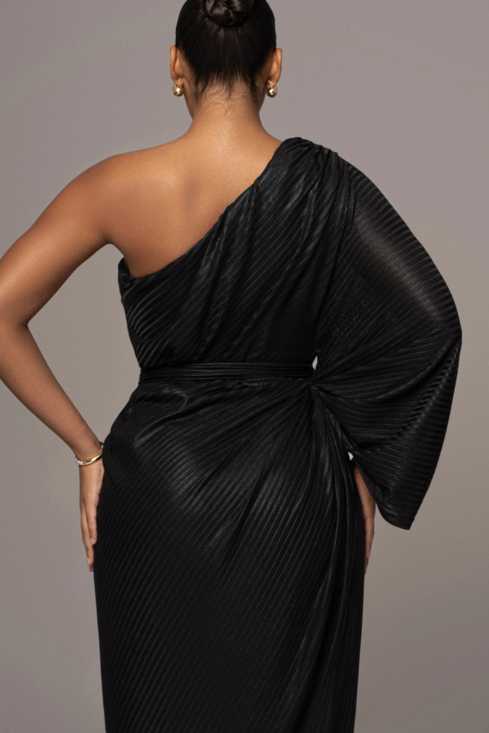 black_amina_metallic_maxi_9.webp JLUXLABEL Black Amina Metallic Maxi Dress