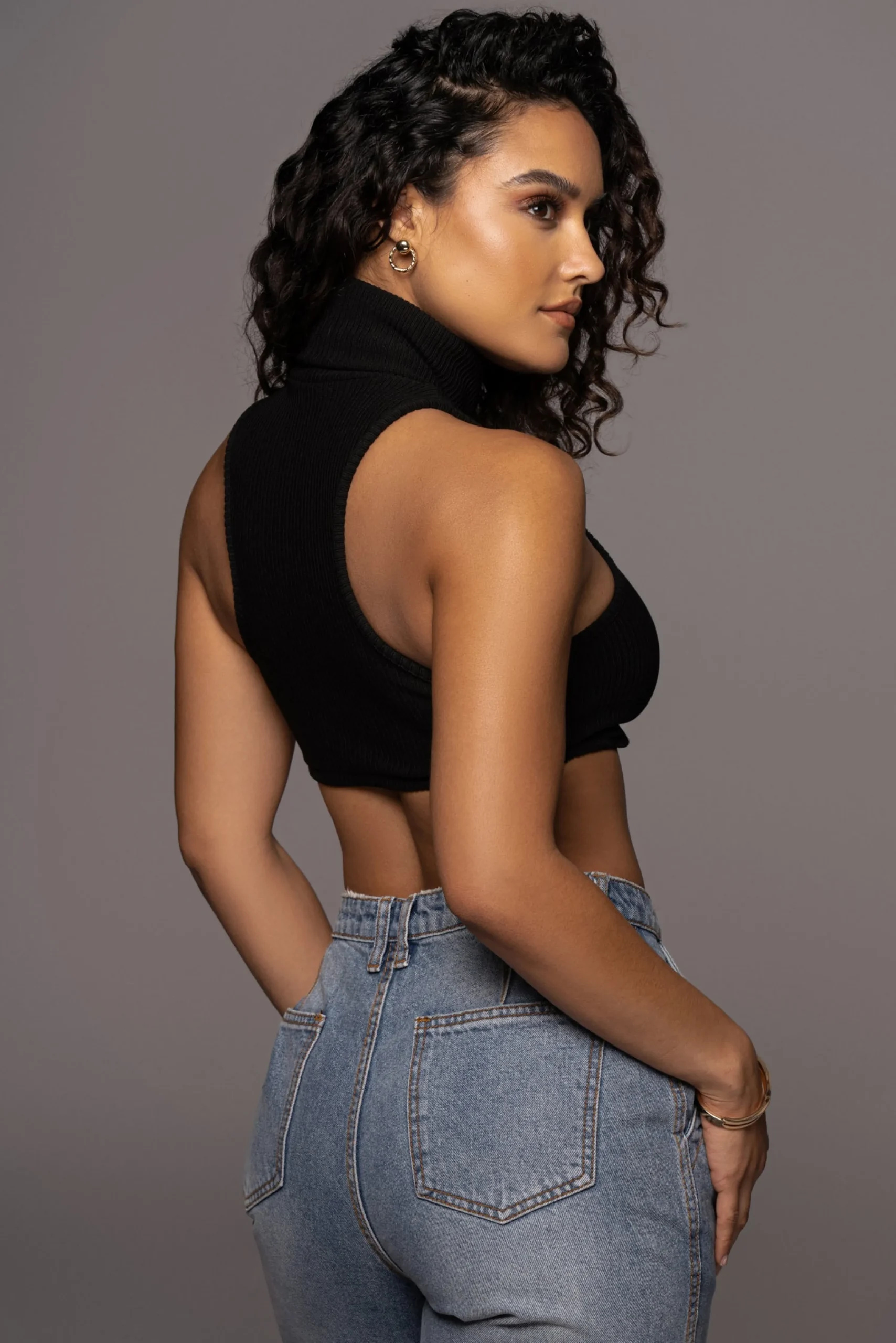black_cher_ribbed_top_3.webp JLUXLABEL Black Cher Ribbed Top