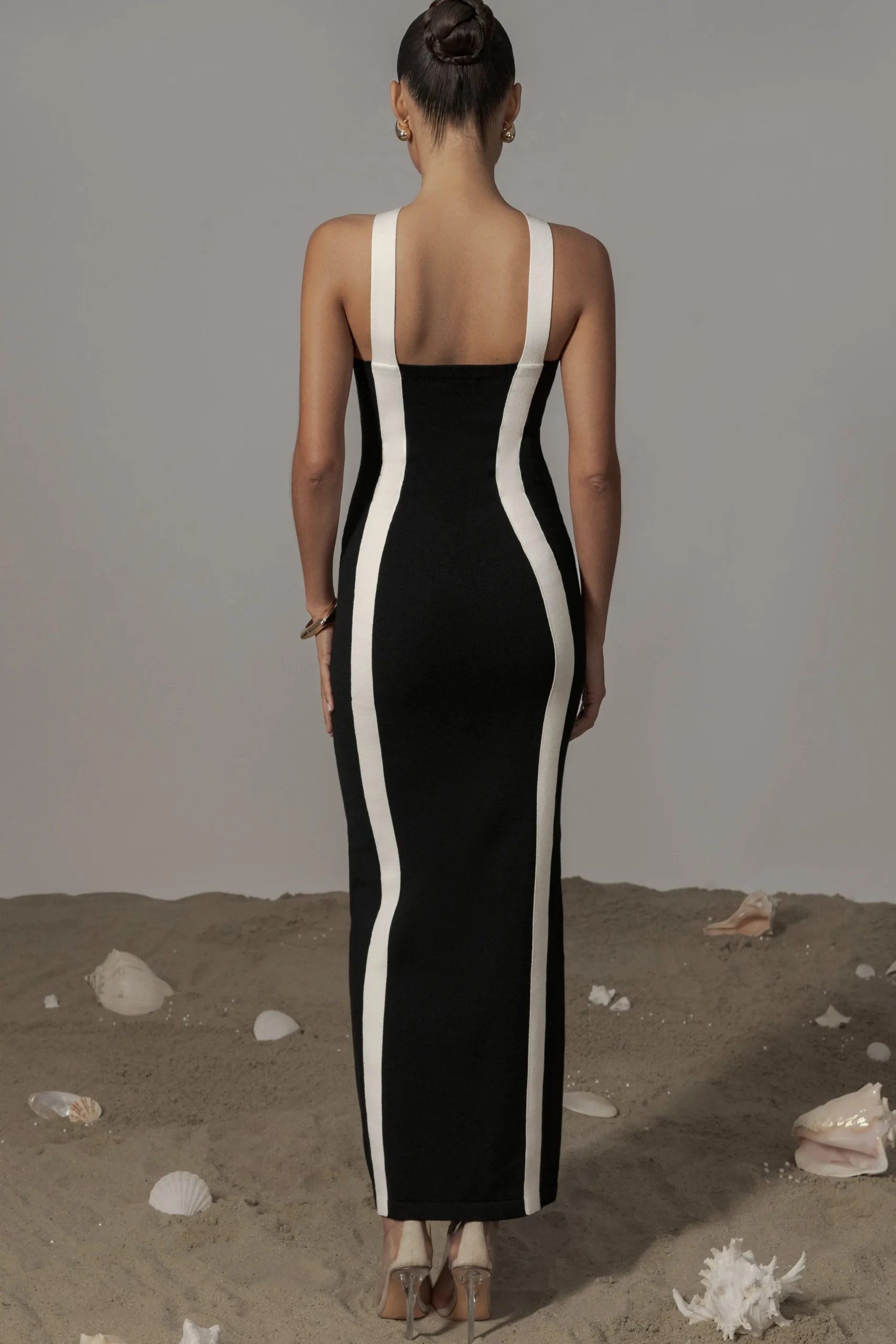 black_fabiola_contrast_ma_10.webp JLUXLABEL Black Fabiola Contrast Maxi Dress