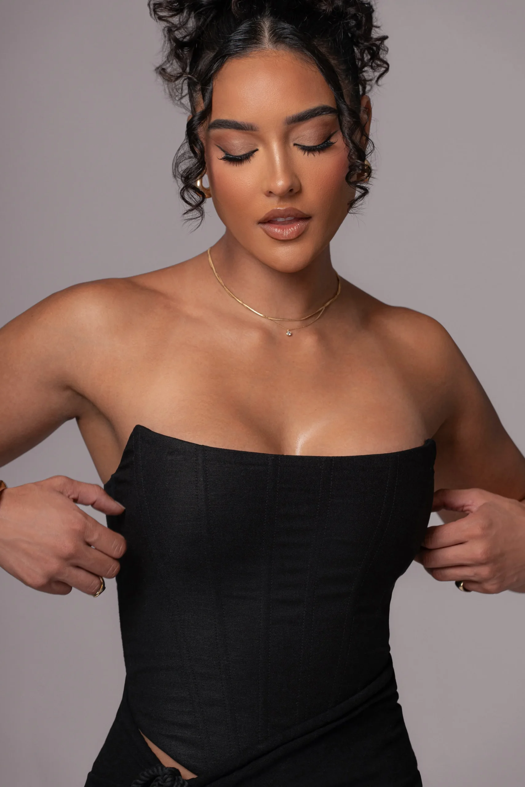 black_fenix_reversible_li_3.webp JLUXLABEL Black Fenix Reversible Linen Corset