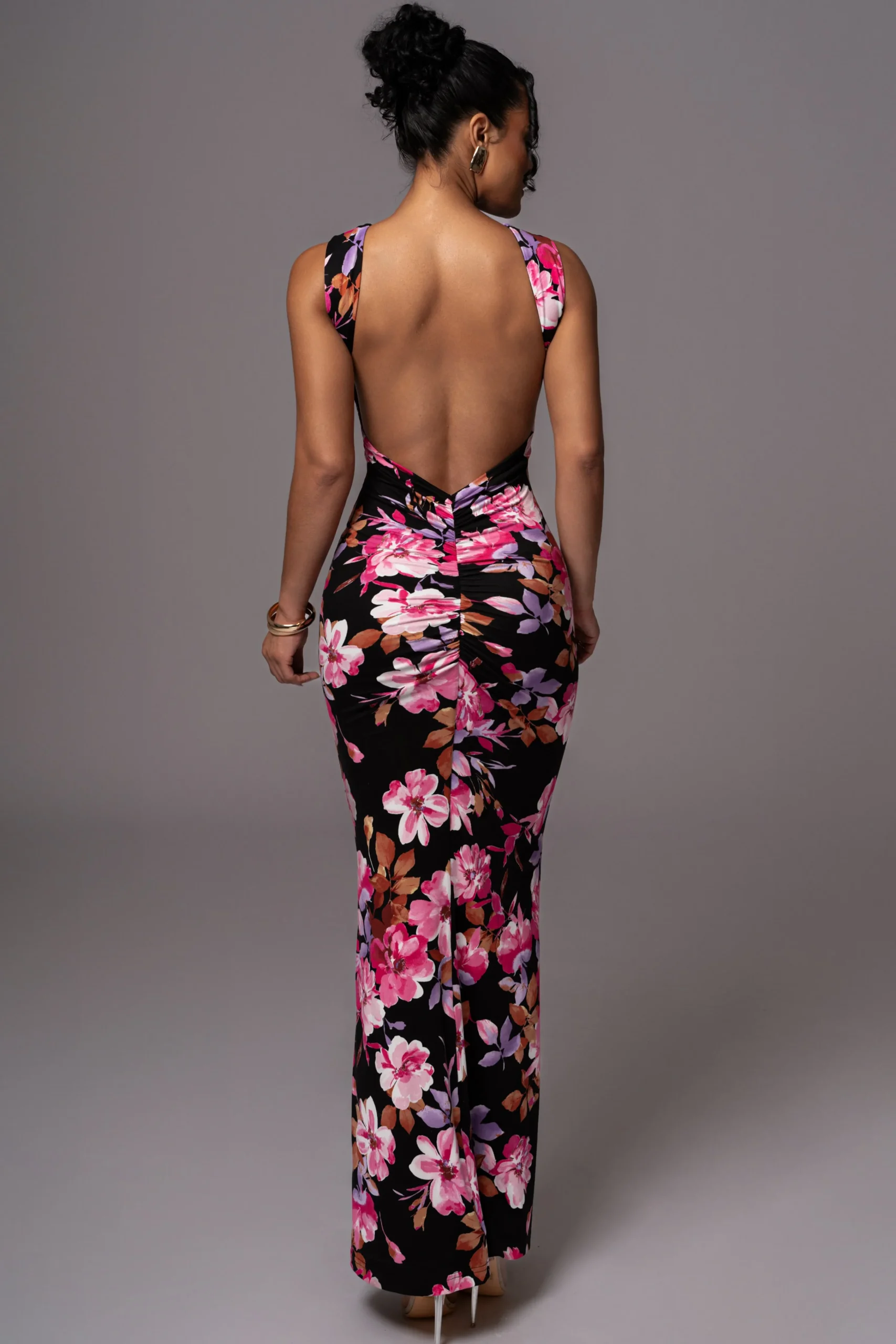 black_floral_jluxbasix_fr_0.webp JLUXLABEL Black Floral JLUXBASIX FRONT AND CENTER MAXI DRESS