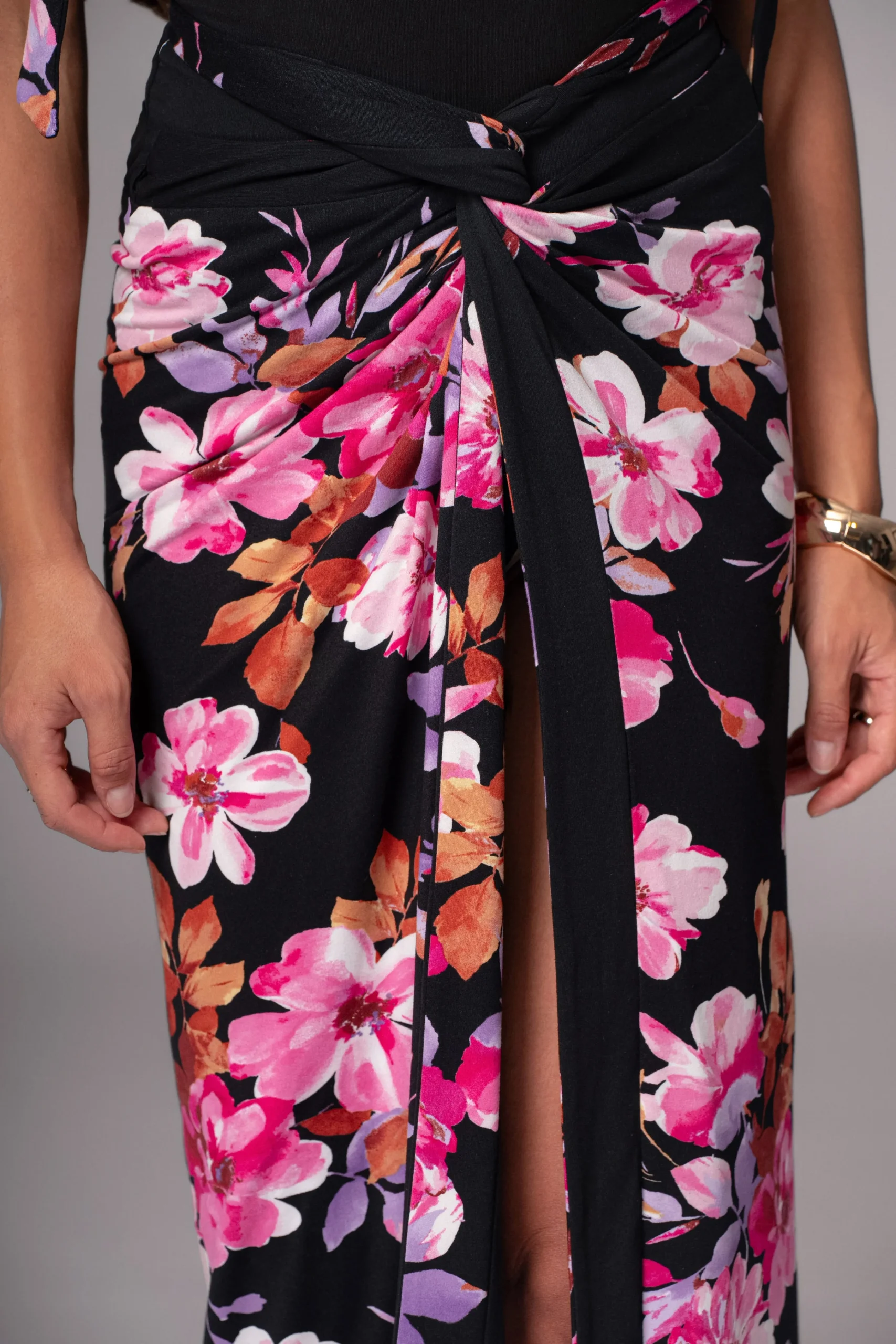 black_floral_kamie_revers_22.webp JLUXLABEL Black Floral Kamie Reversible Skirt Set