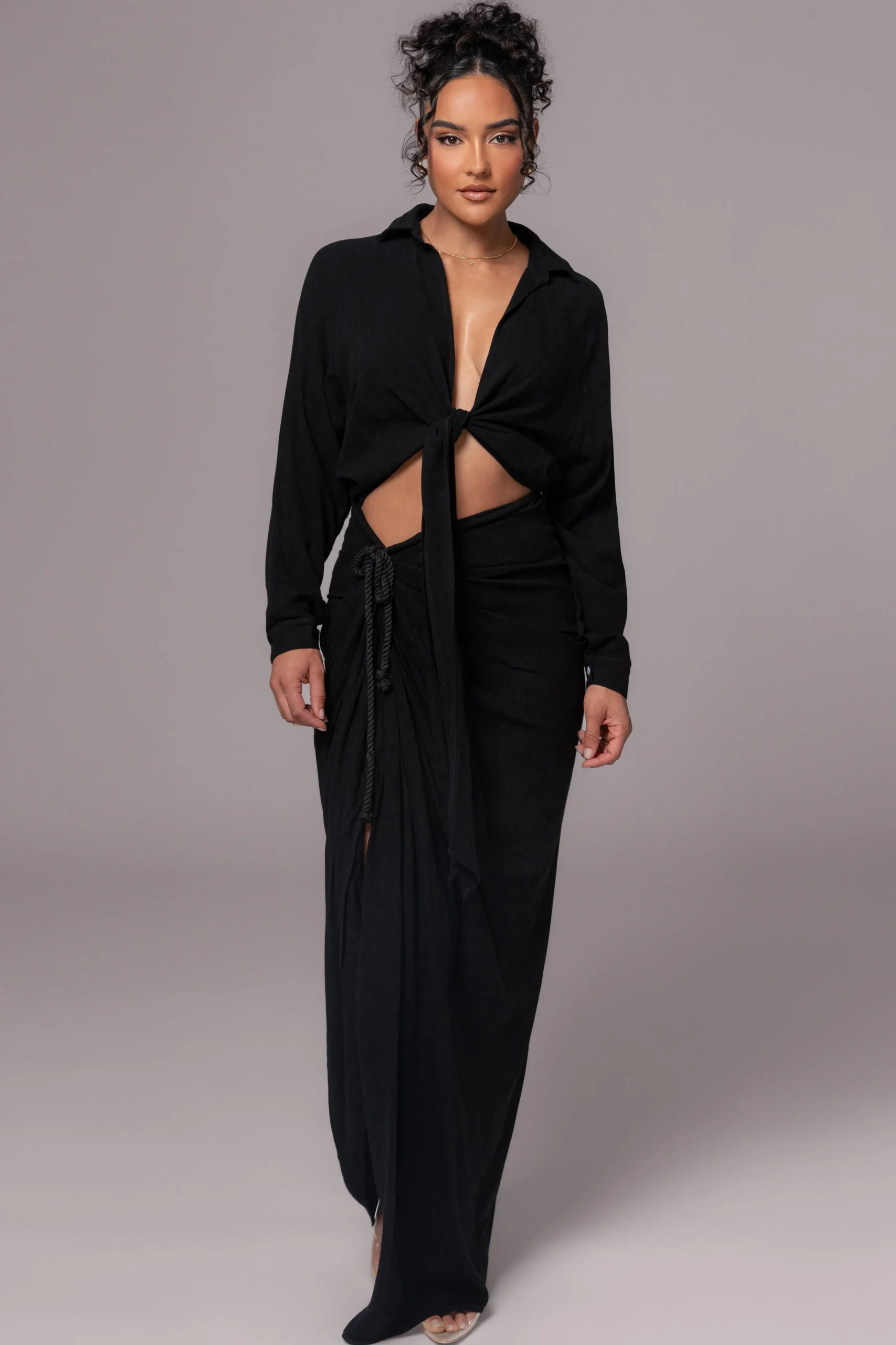 black_soho_front_tied_wov_1.webp JLUXLABEL Black Soho Front Tied Woven Top