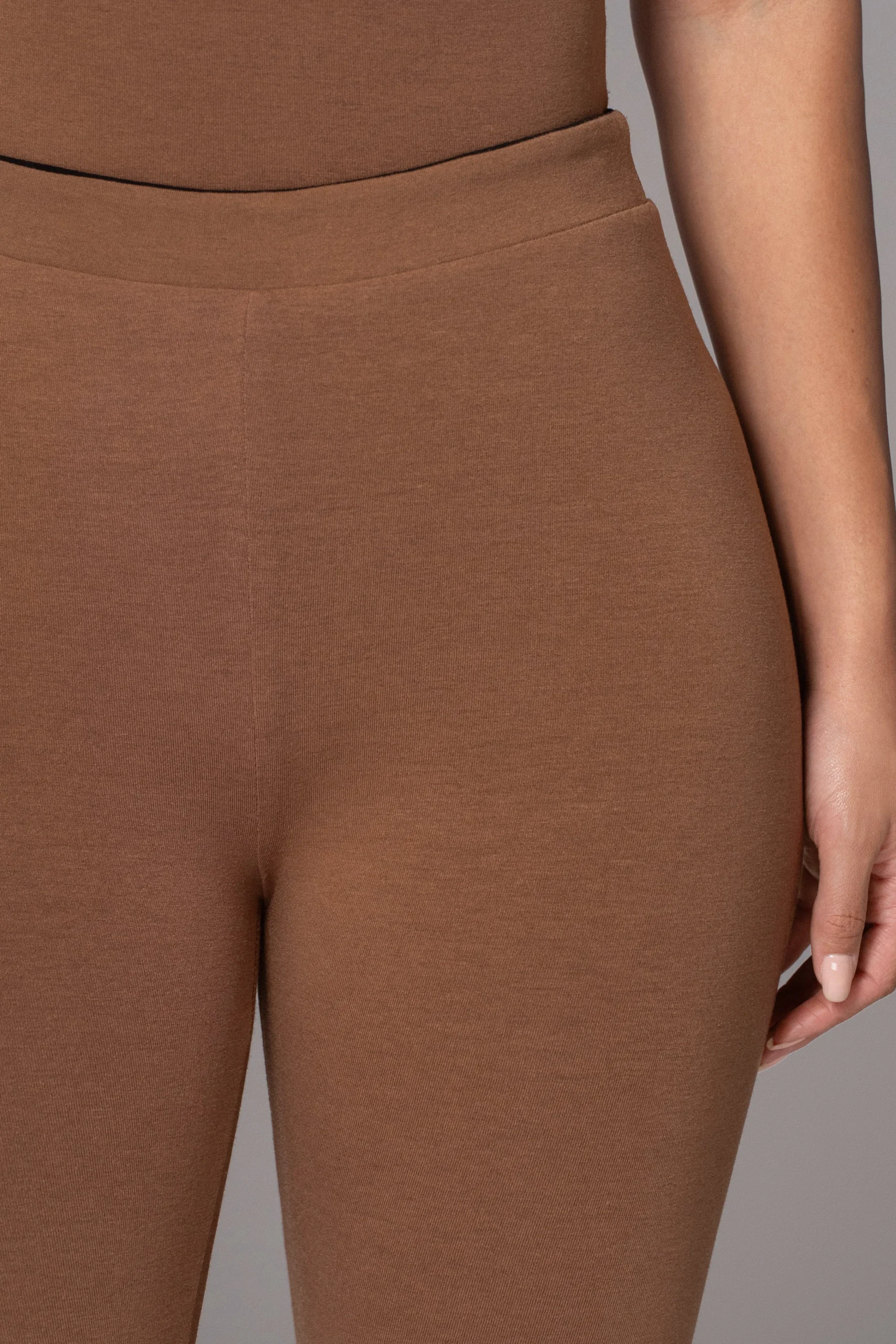 blackpecan_everyday_rever_13.webp JLUXLABEL Black/Pecan Everyday Reversible Leggings
