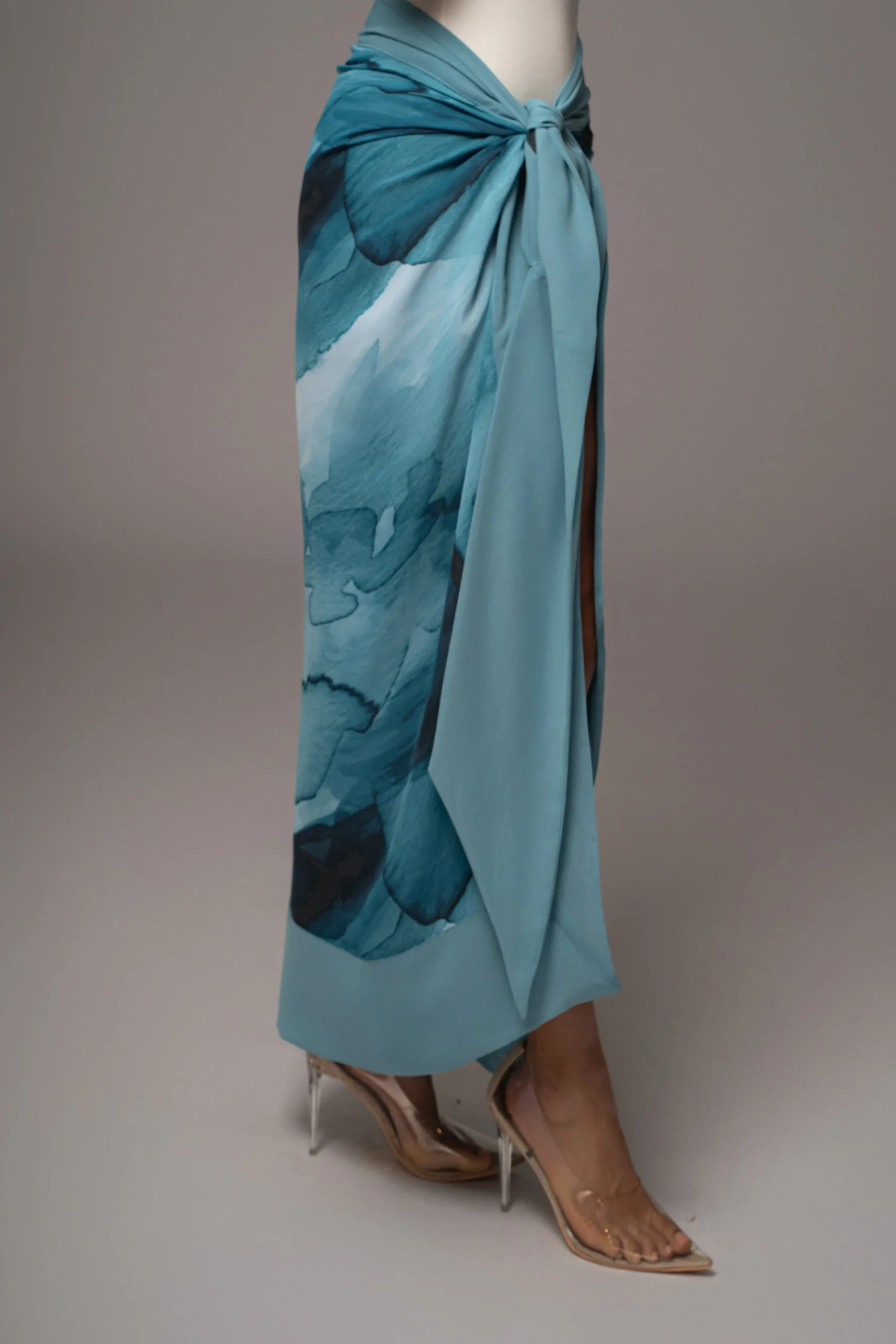 blue_abstract_marine_prin_15.webp JLUXLABEL Blue Abstract Marine Print Sarong