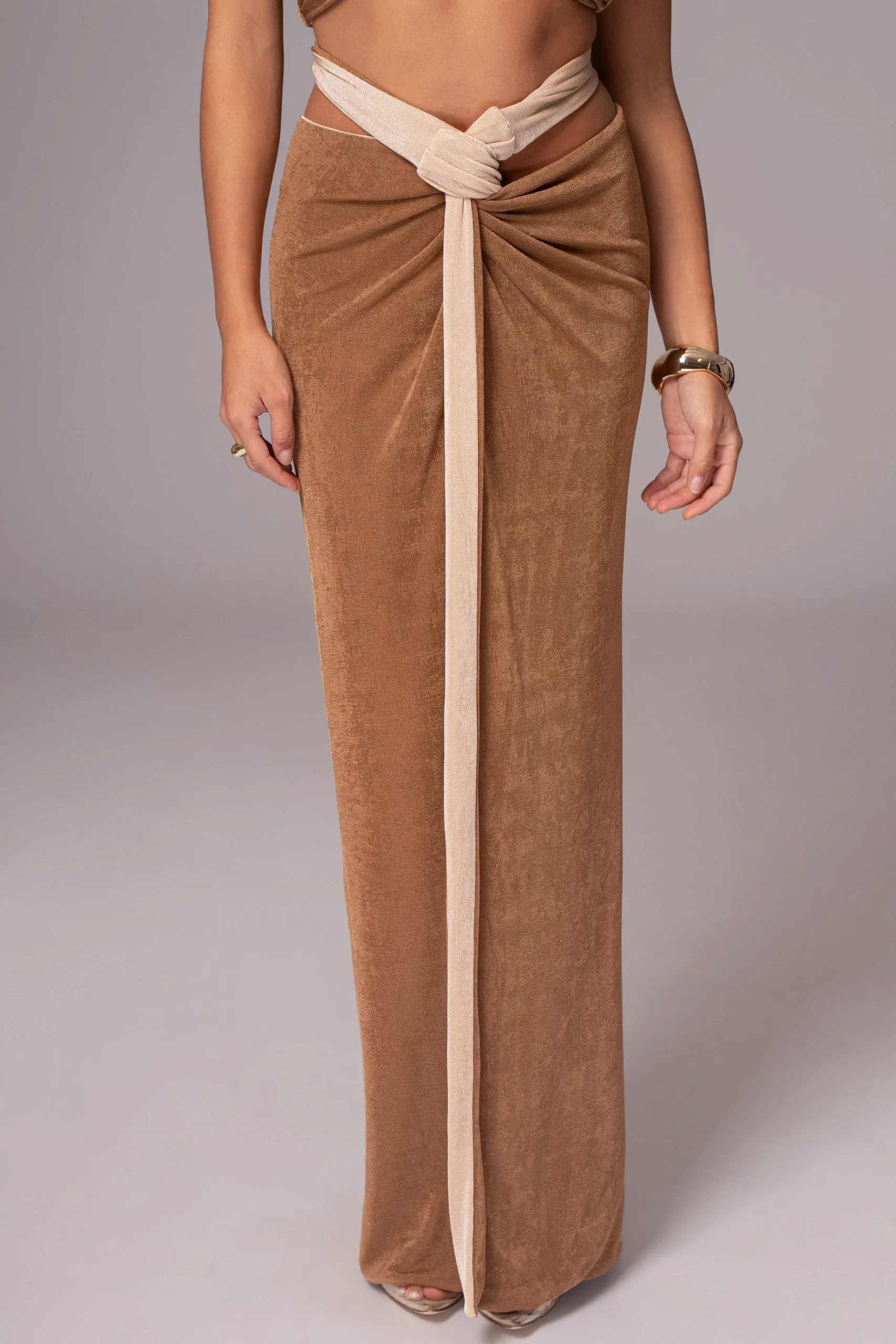 brownbeige_venus_reversib_8.webp JLUXLABEL Brown/Beige Venus Reversible Skirt Set