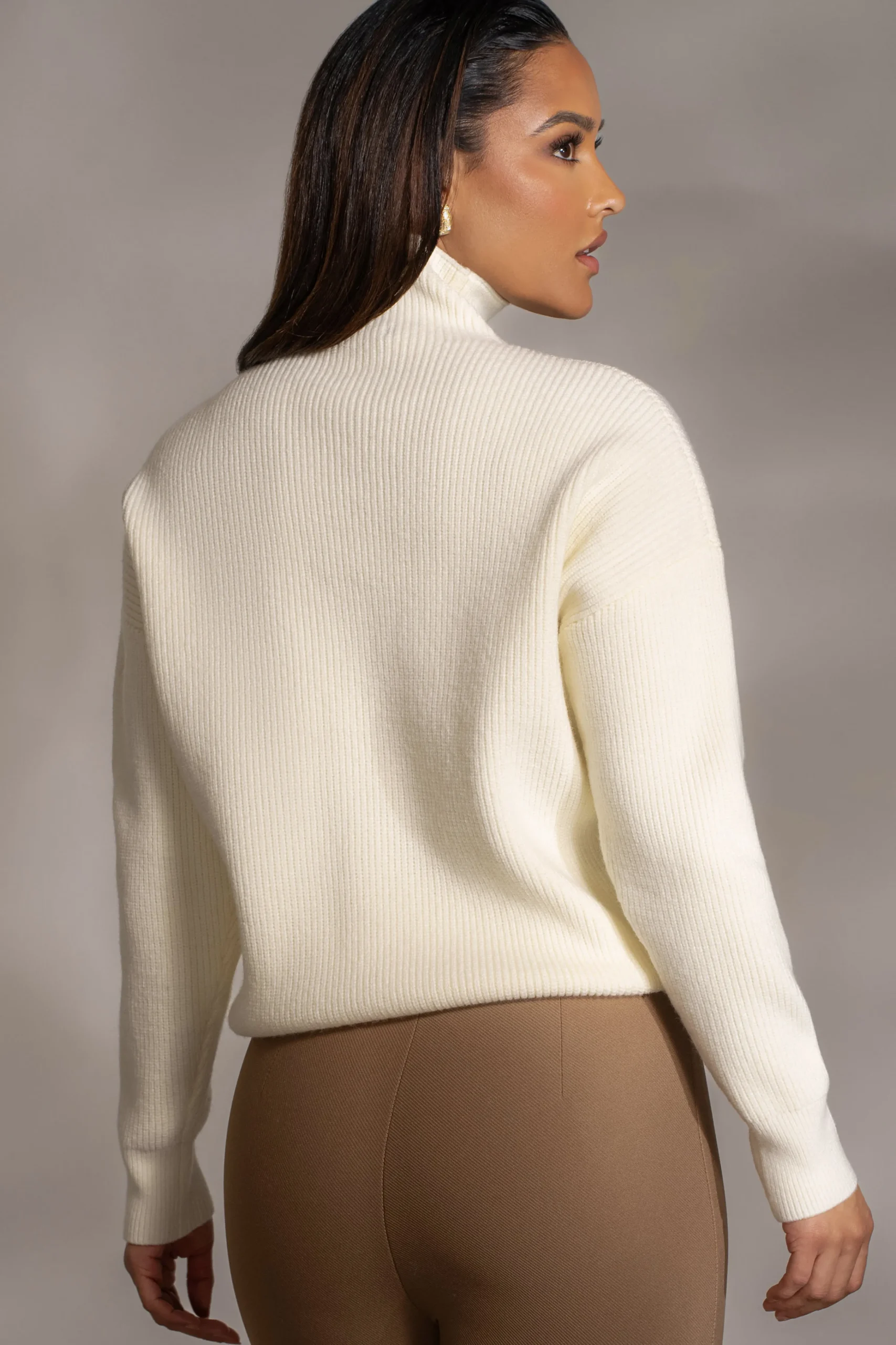 buttercream_jenni_turtlen_7.webp JLUXLABEL Buttercream Jenni Turtleneck Sweater Top