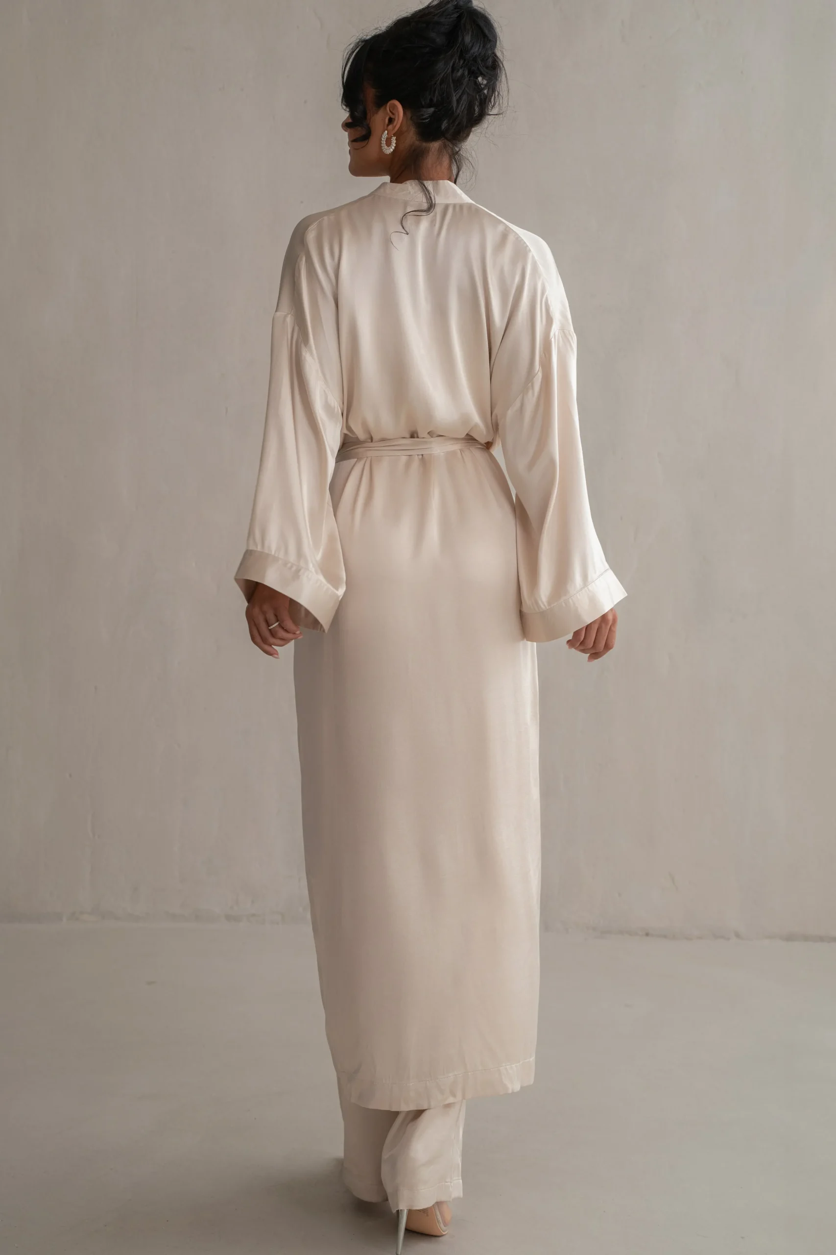 champagne_forever_and_alw_21.webp JLUXLABEL Champagne Forever And Always Satin Robe