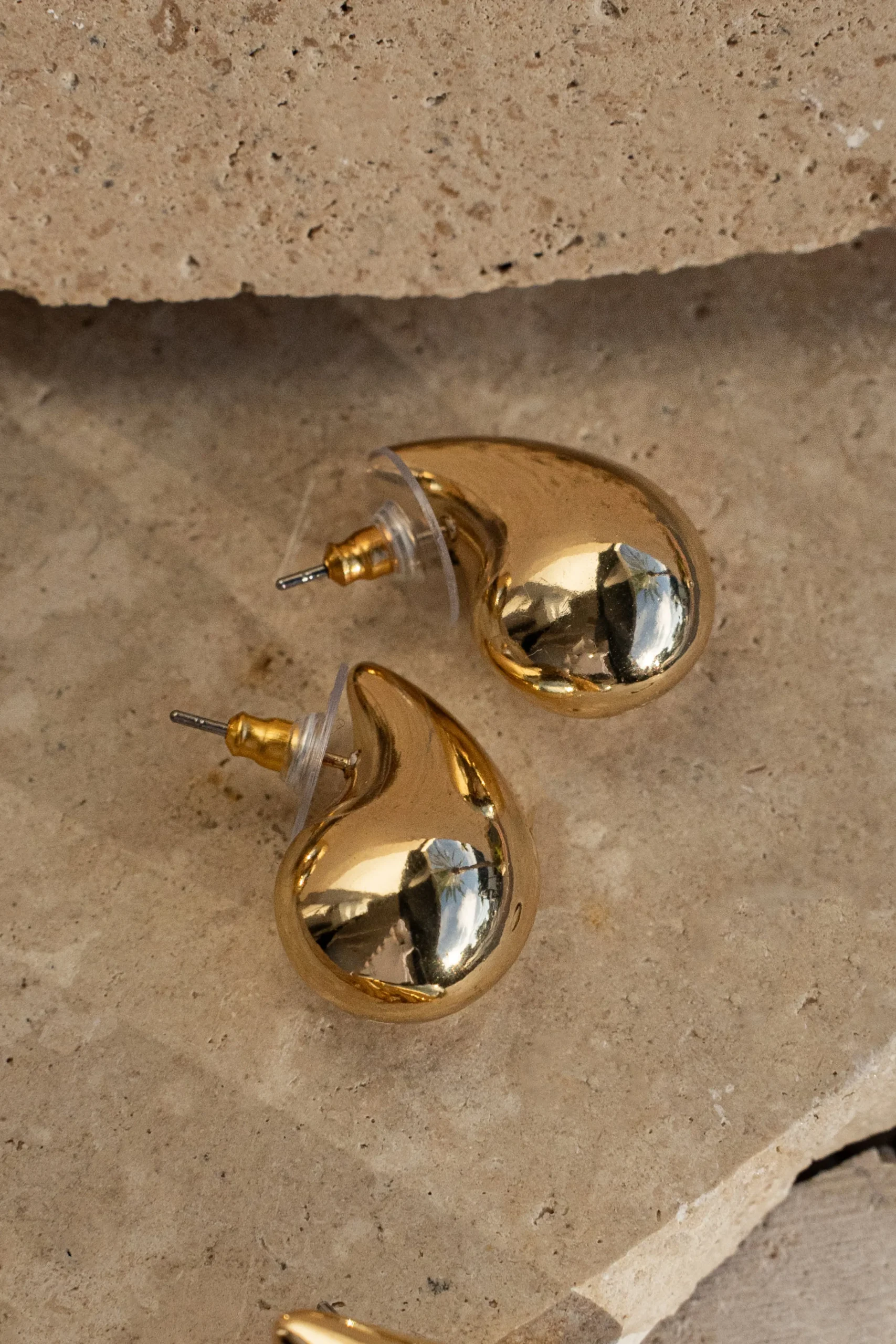gold_juli_earring_set_2.webp JLUXLABEL Gold Juli Earring Set