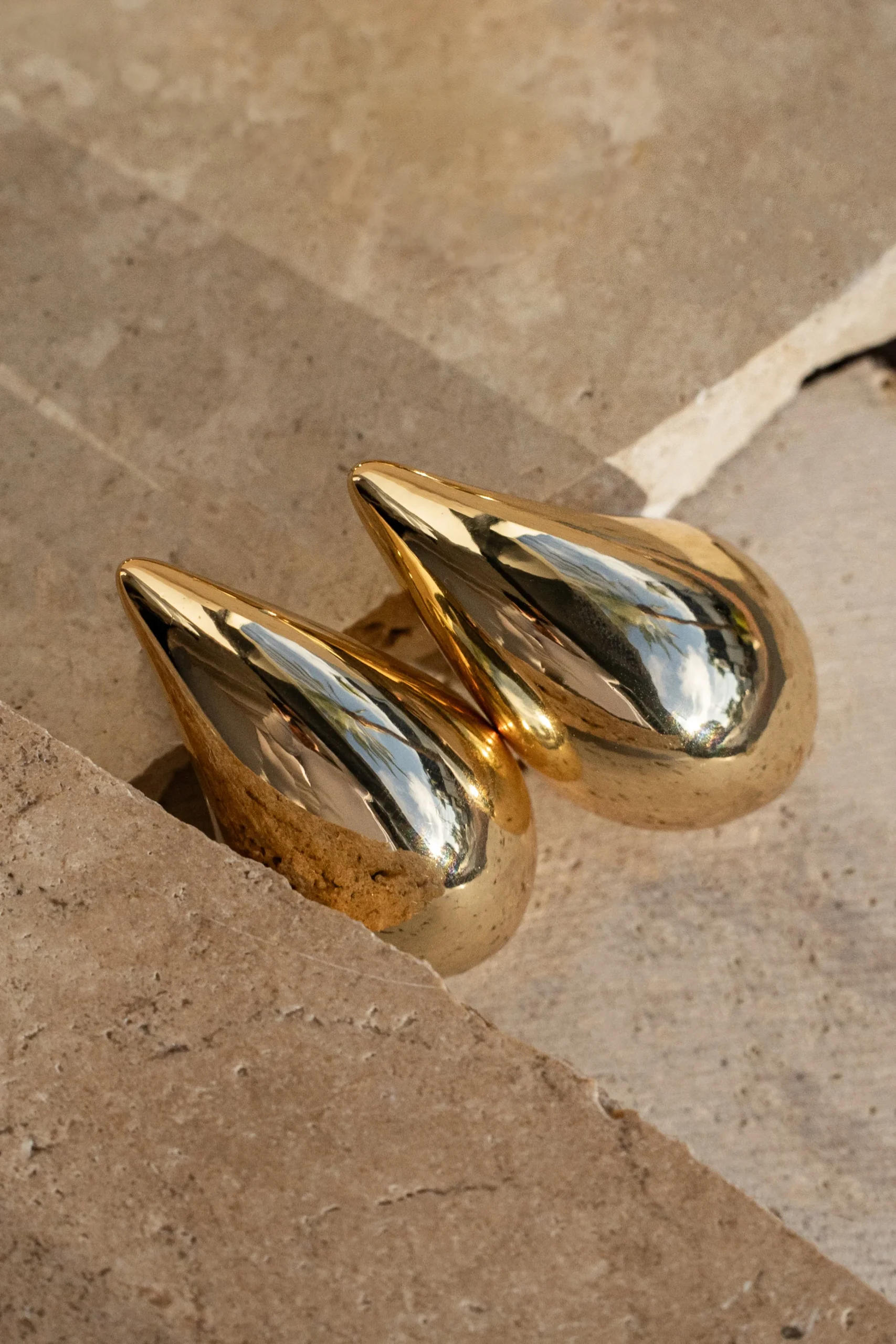 gold_juli_earring_set_3.webp JLUXLABEL Gold Juli Earring Set