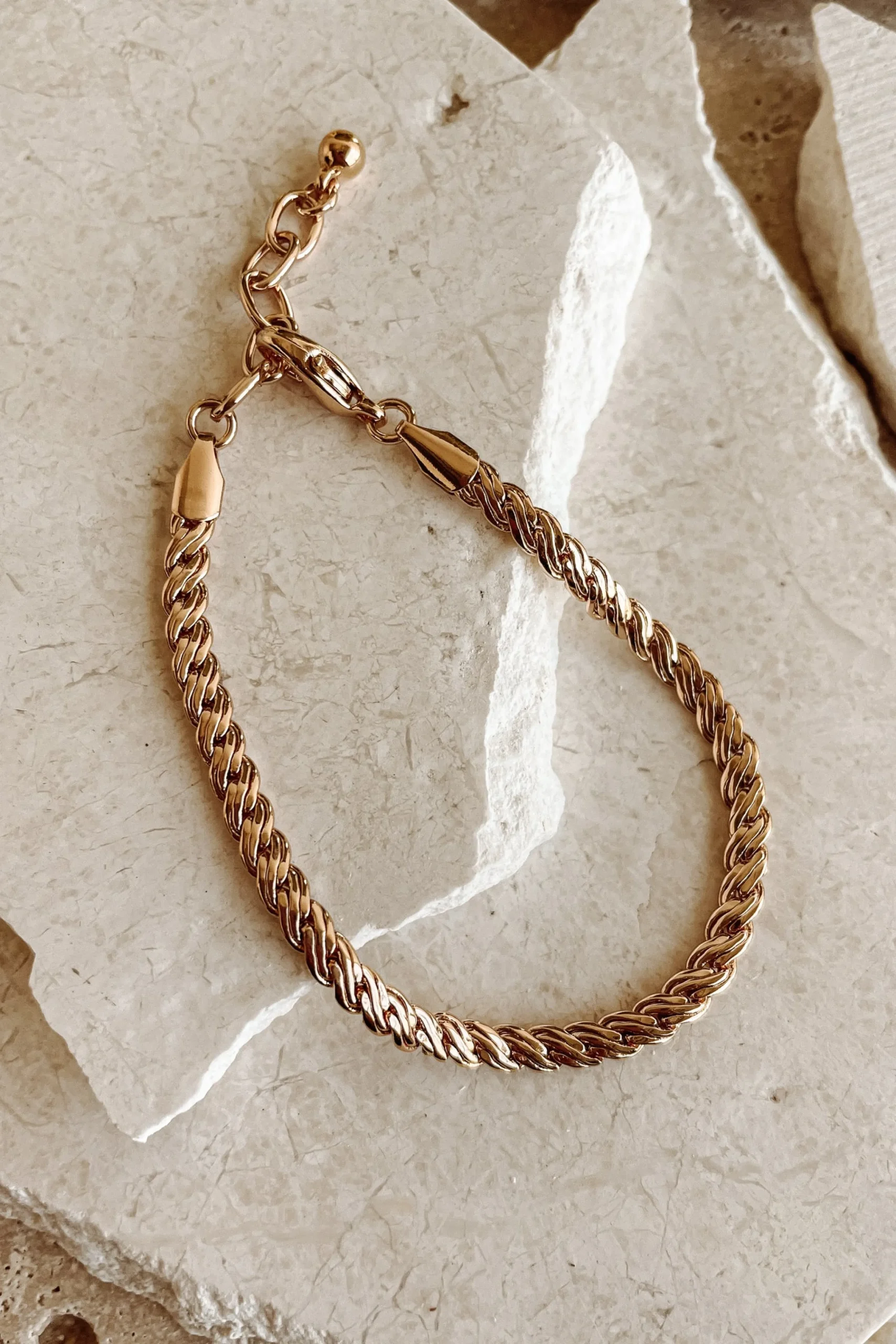 gold_lorenza_bracelet_0.webp JLUXLABEL Gold Lorenza Bracelet