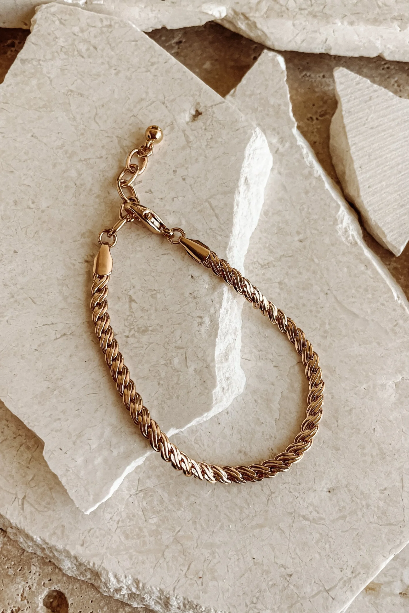 gold_lorenza_bracelet_1.webp JLUXLABEL Gold Lorenza Bracelet