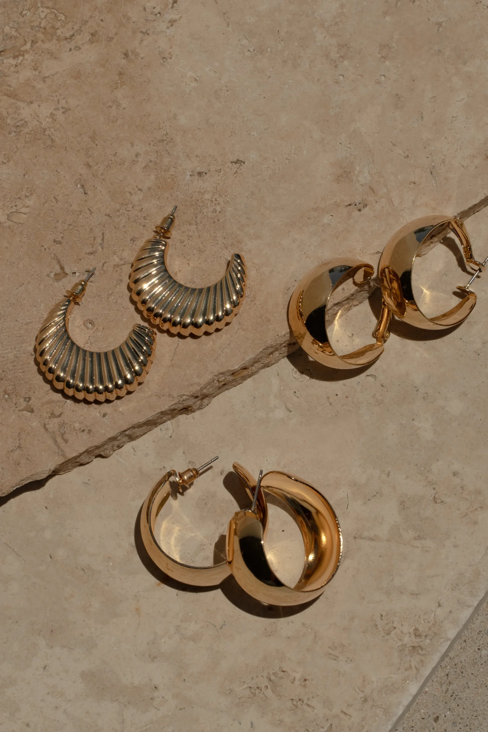 gold_natti_earrings_set_6.webp JLUXLABEL Gold Natti Earrings Set
