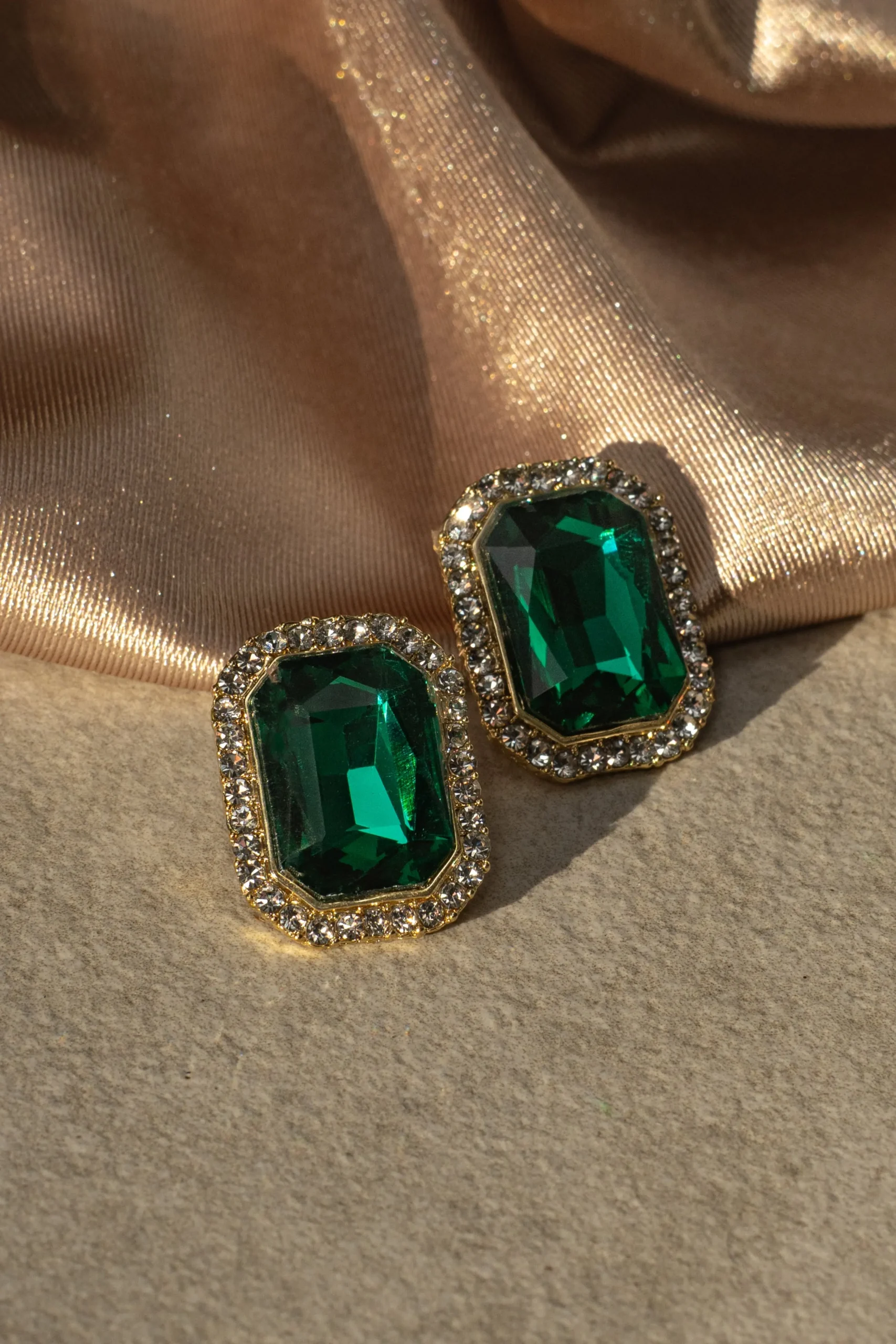 green_emerald_earrings_0.webp JLUXLABEL Green Emerald Earrings