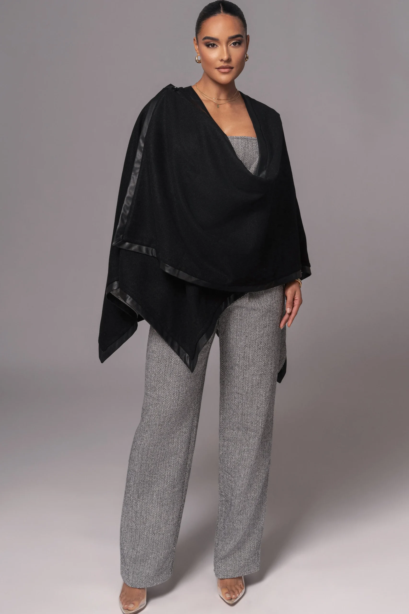 herringbone_reversible_sh_2.webp JLUXLABEL Herringbone Reversible Shawl
