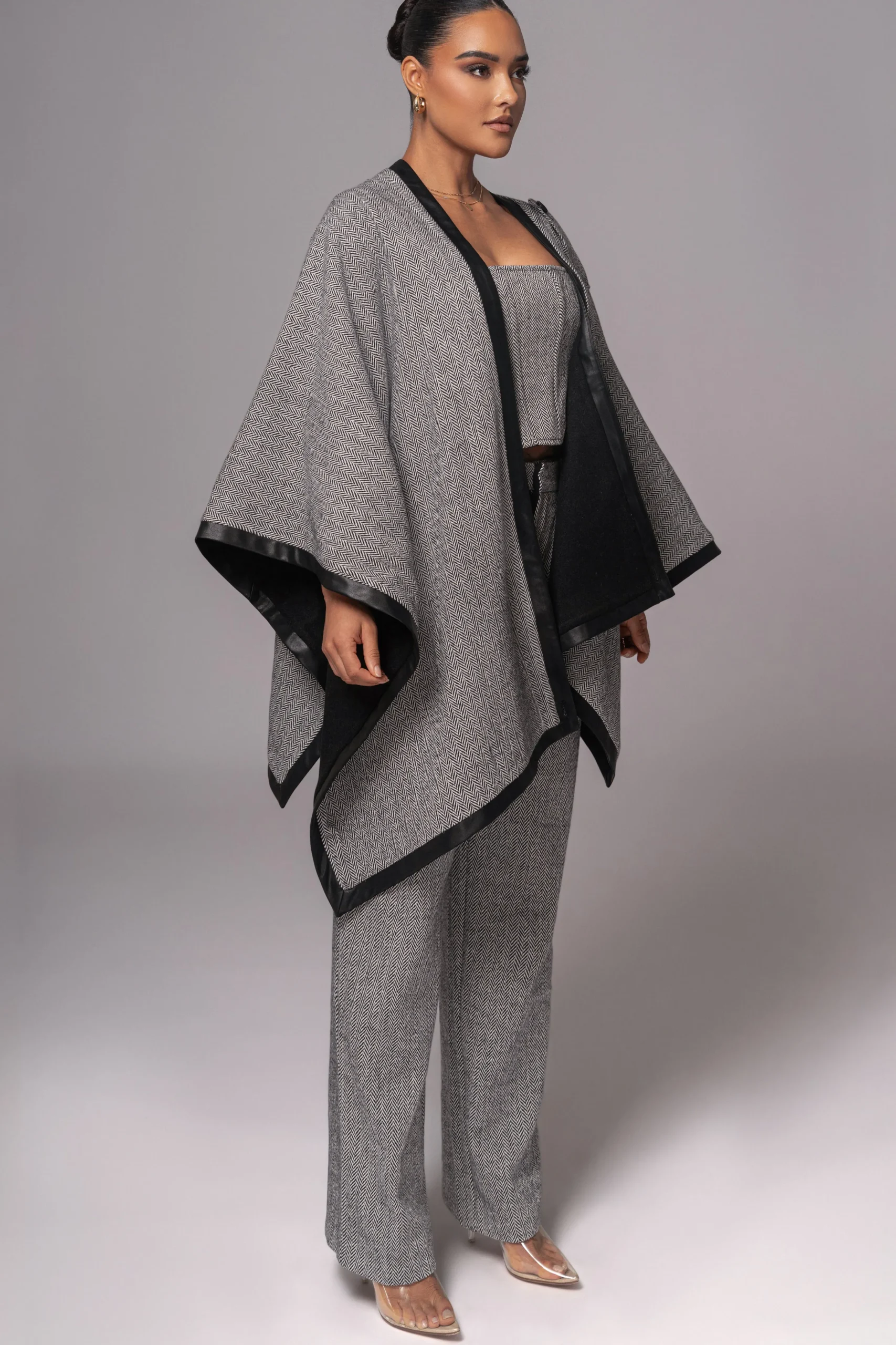herringbone_reversible_sh_24.webp JLUXLABEL Herringbone Reversible Shawl