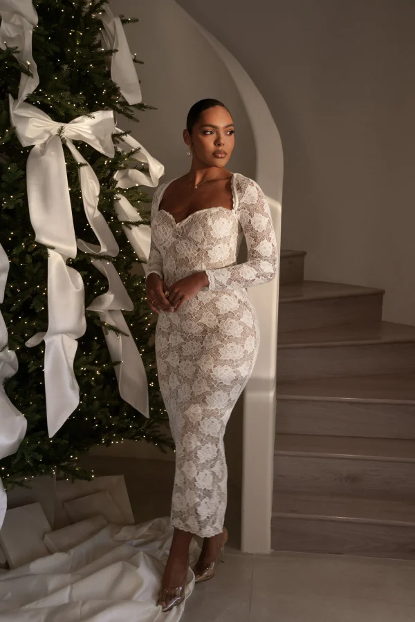 JLUXLABEL Ivory Lace Sweetheart Maxi Dress