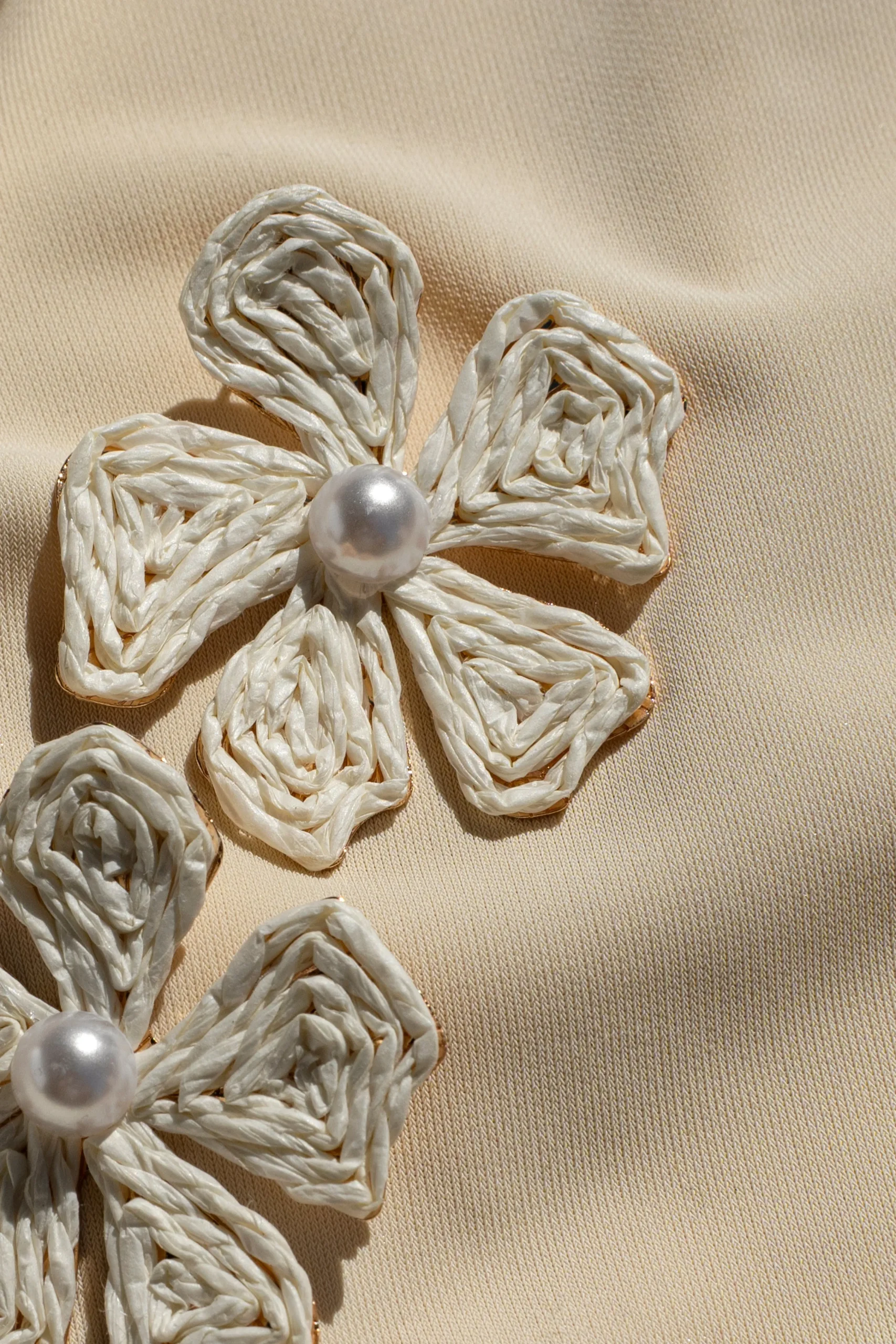ivory_lexa_flower_earring_1.webp JLUXLABEL Ivory Lexa Flower Earrings