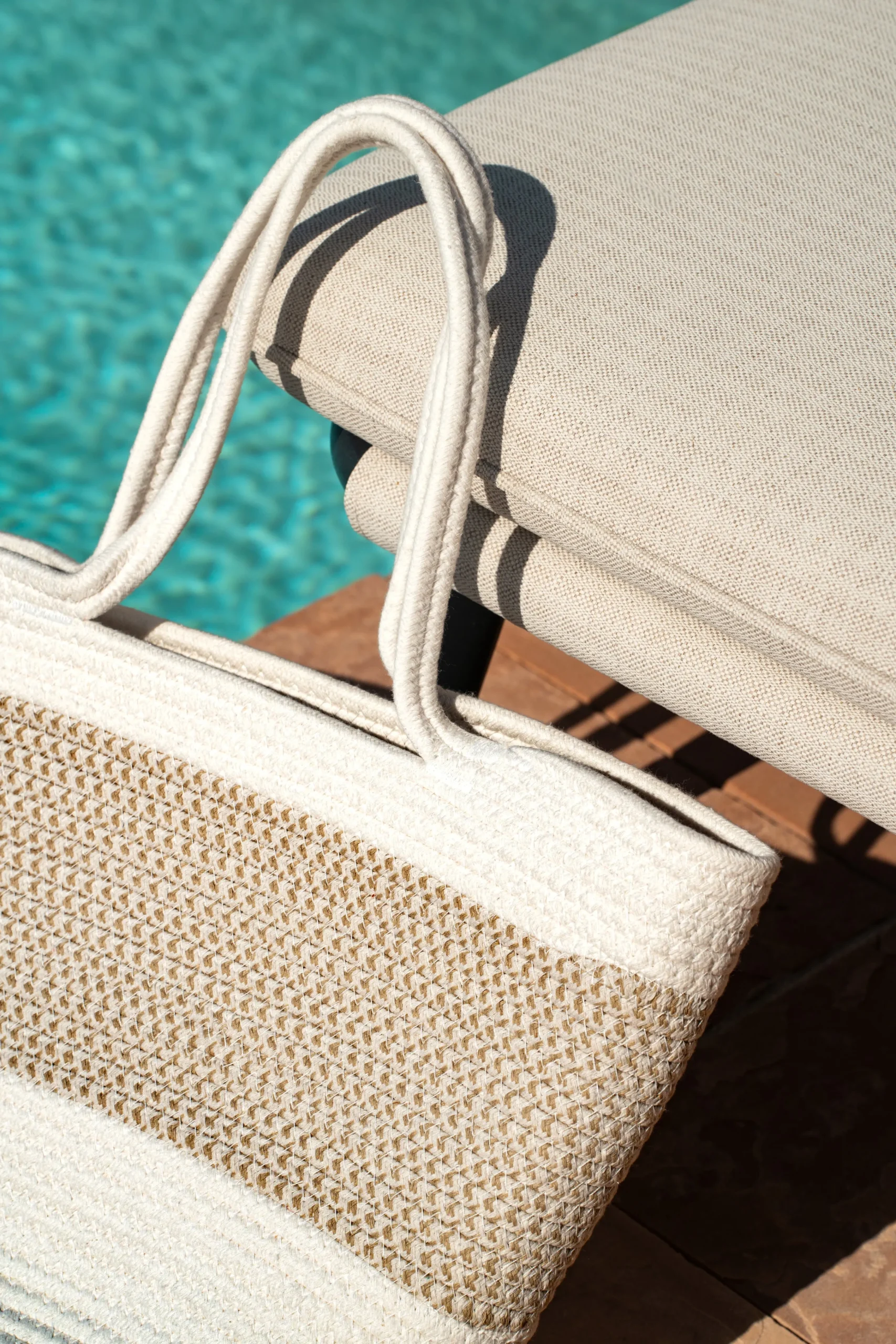 ivory_mar_de_luz_tote_bag_2.webp JLUXLABEL Ivory Mar De Luz Tote Bag