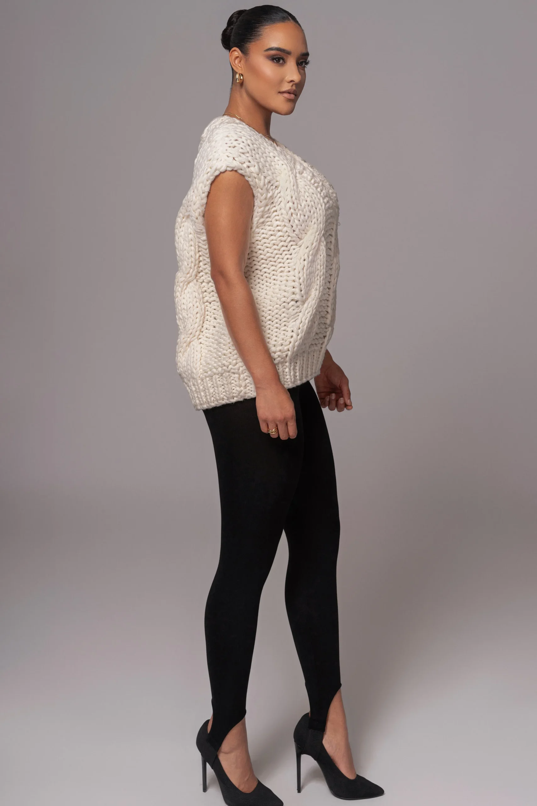 ivory_mari_cable_knit_ves_4.webp JLUXLABEL Ivory Mari Cable Knit Vest