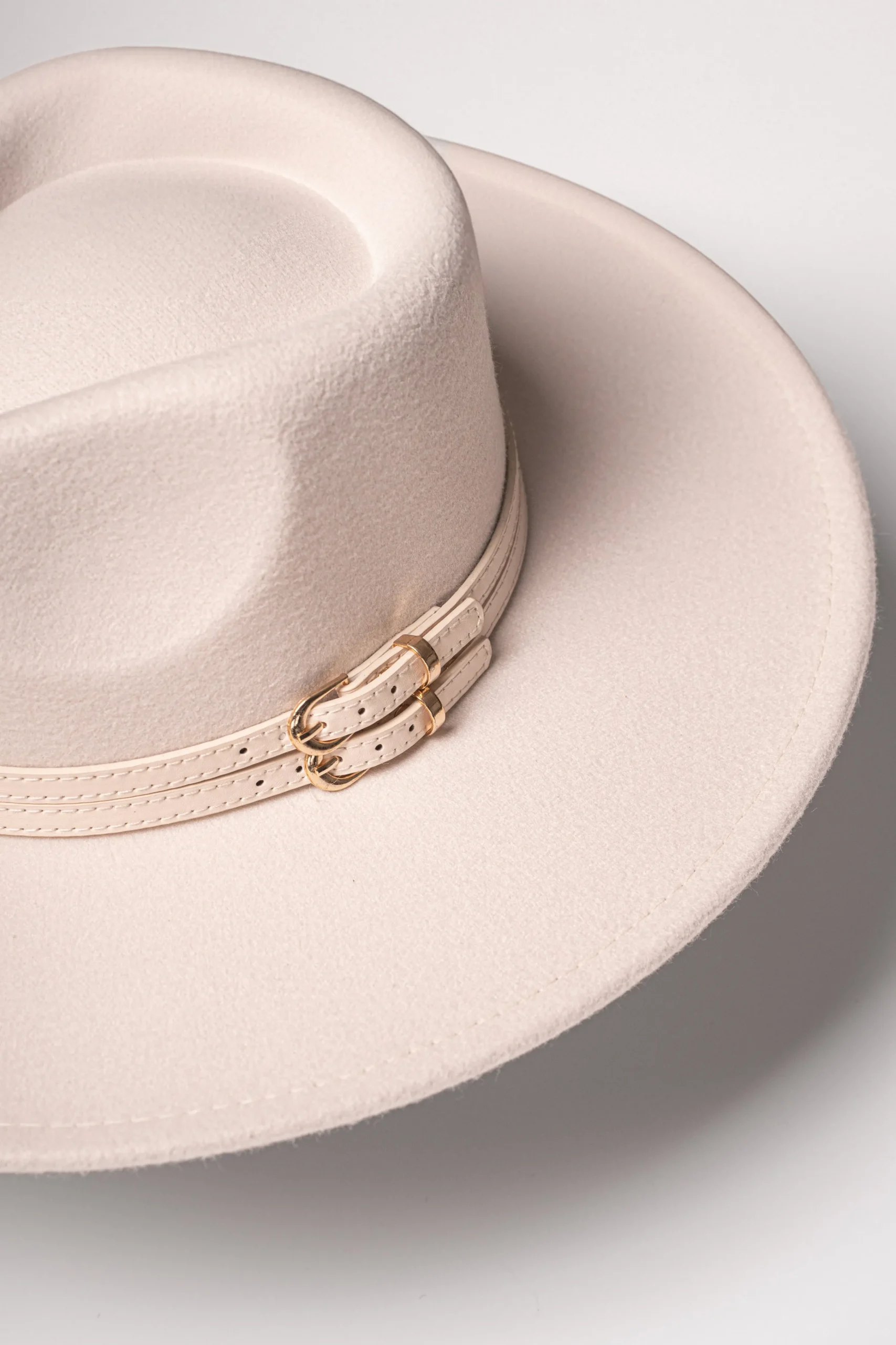 ivory_maryana_rancher_hat_1.webp JLUXLABEL Ivory Maryana Rancher Hat