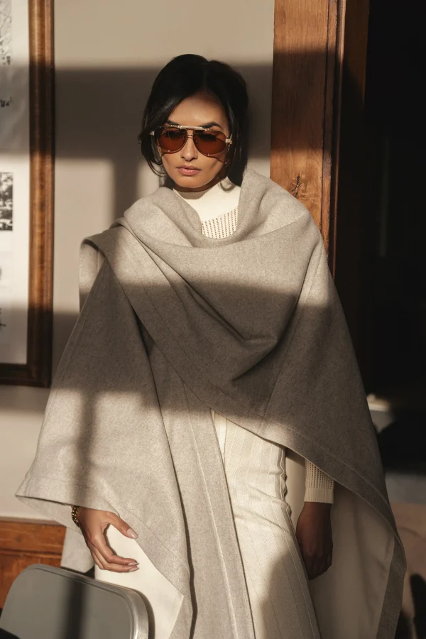 JLUXLABEL Ivory Park City Reversible Shawl