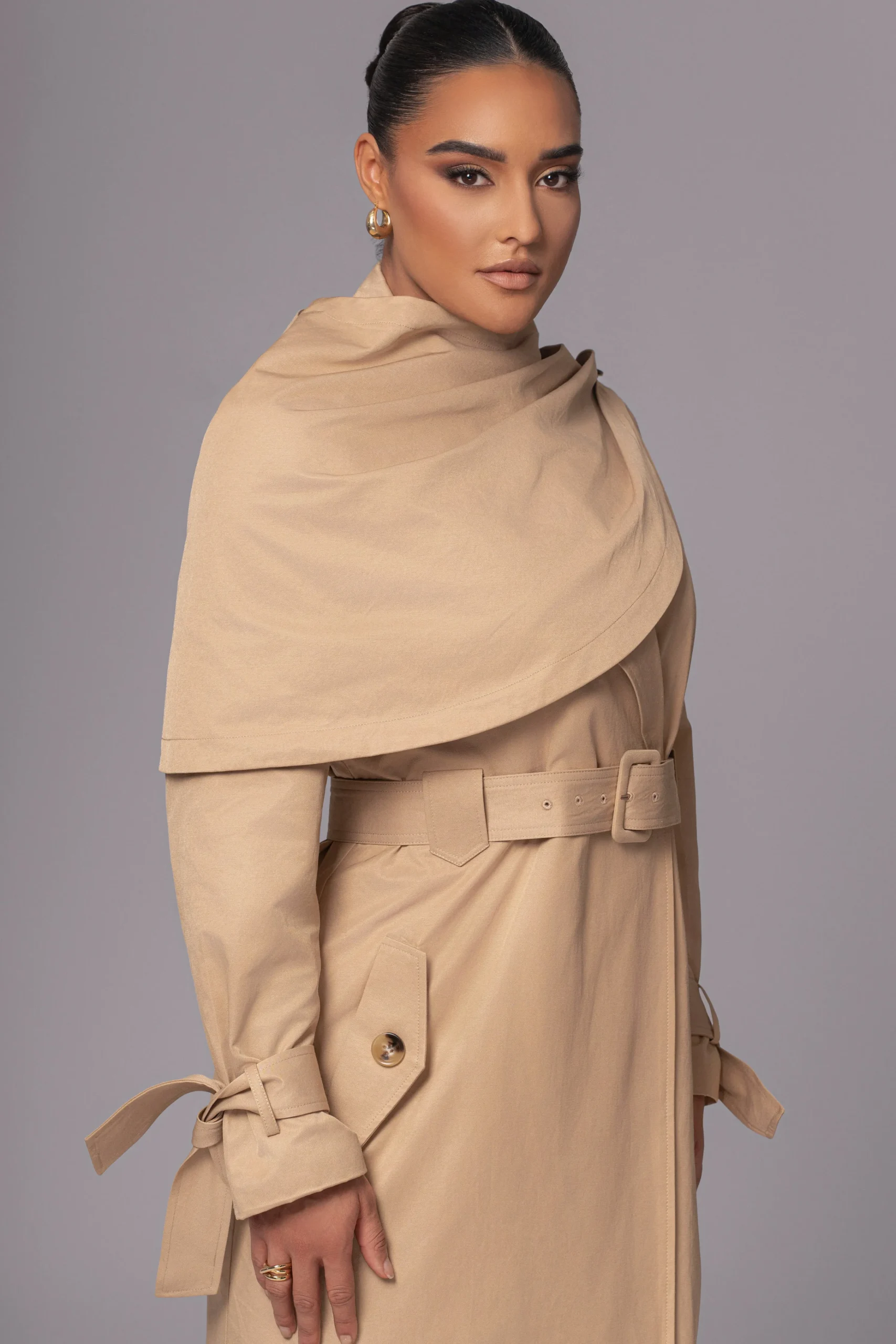 khaki_the_classic_trench__6.webp JLUXLABEL Khaki The Classic Trench Coat