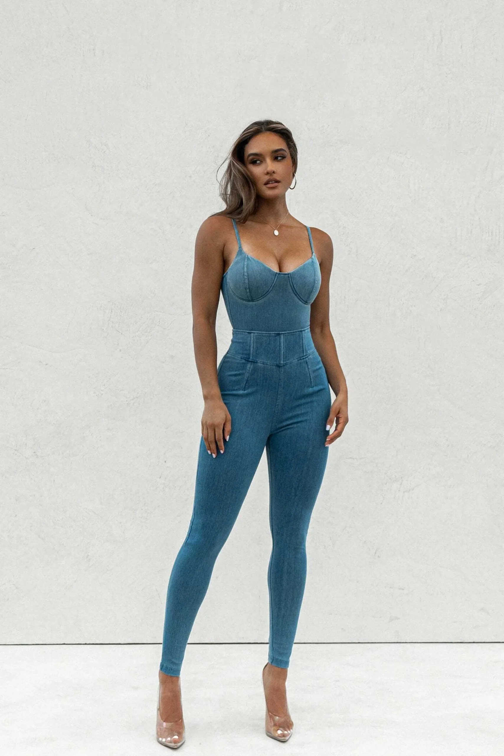 medium_wash_alice_high_wa_3.webp JLUXLABEL Medium Wash ALICE HIGH WAISTED JEANS
