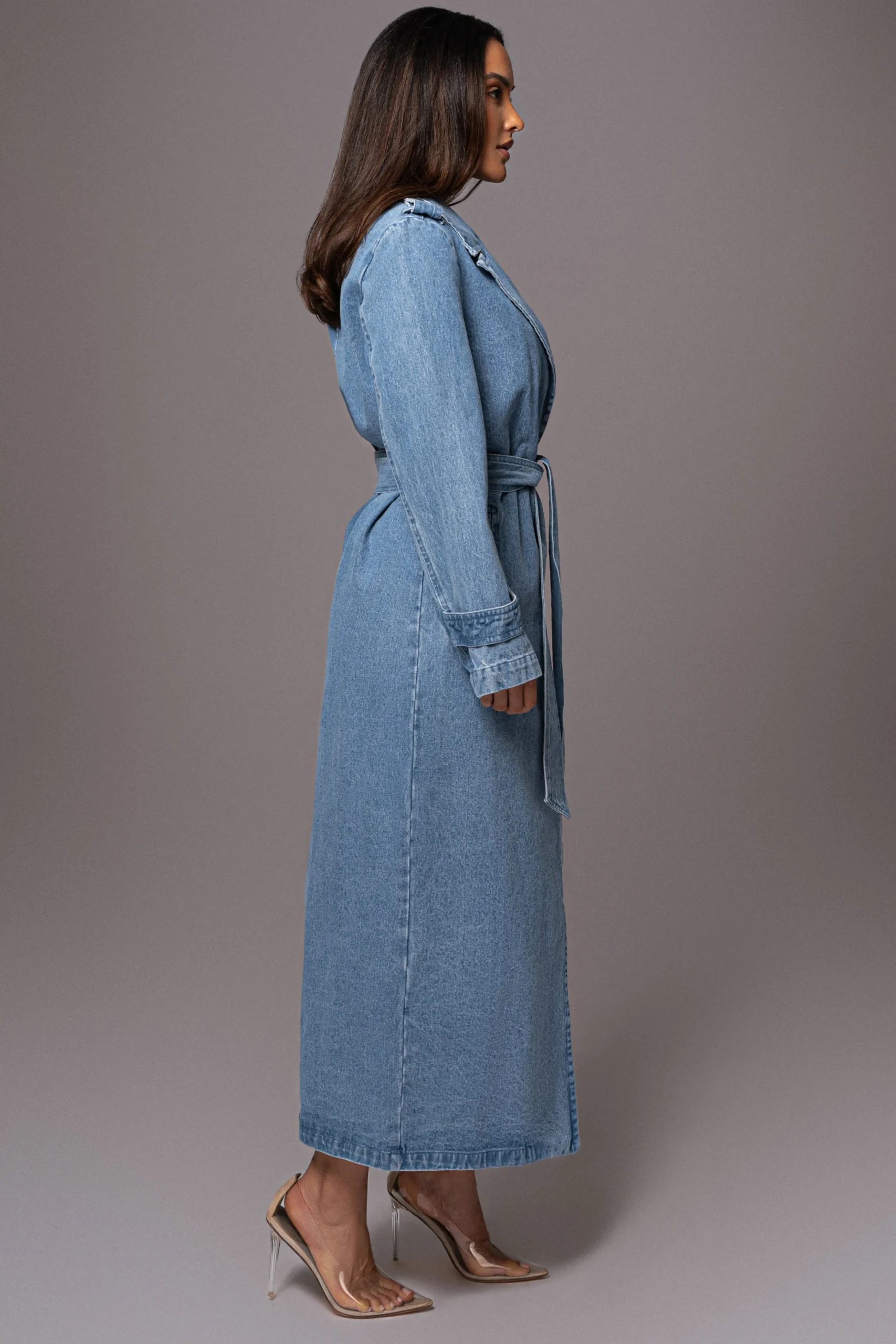 medium_wash_savannah_belt_12.webp JLUXLABEL Medium Wash Savannah Belted Denim Coat