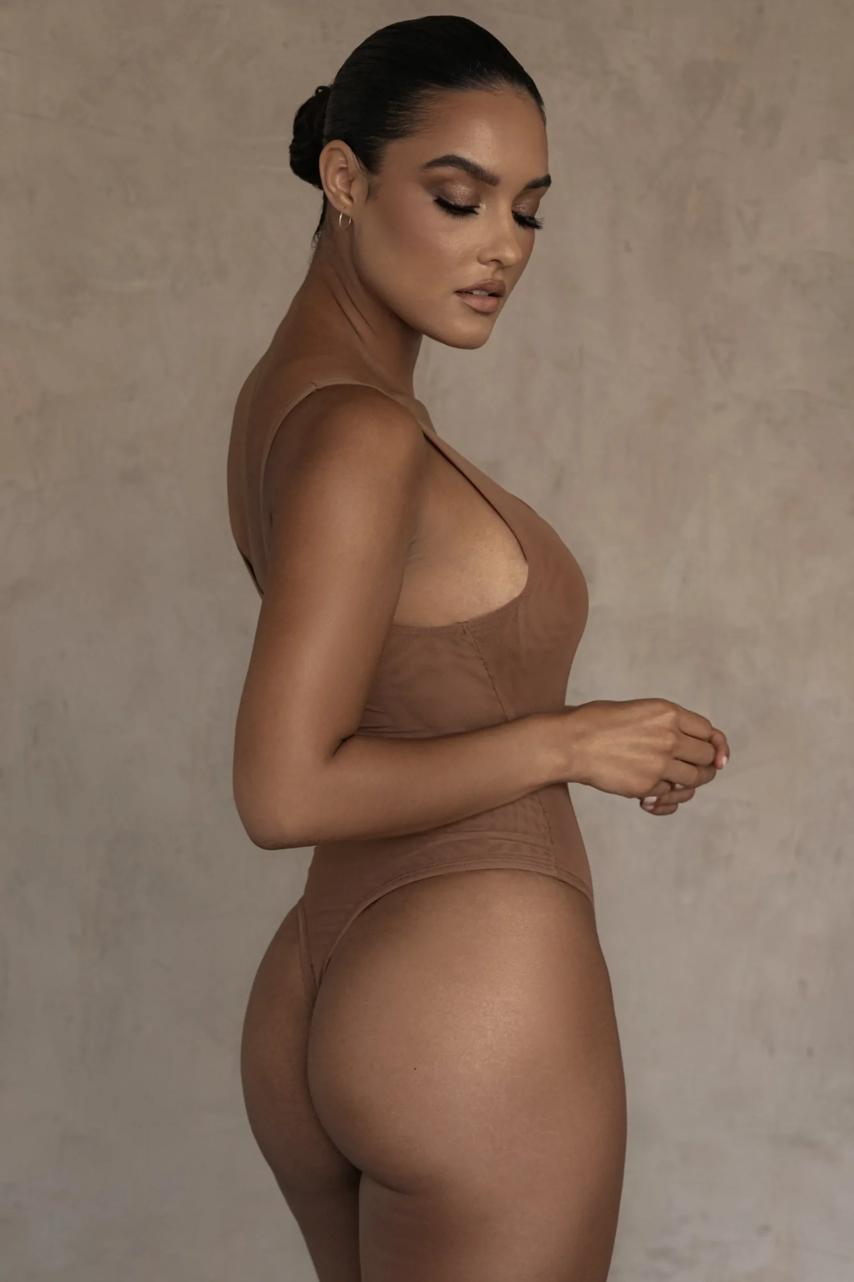 pecan_mesh_essentials_tan_10.webp JLUXLABEL Pecan Mesh Essentials Tank Bodysuit Undergarment