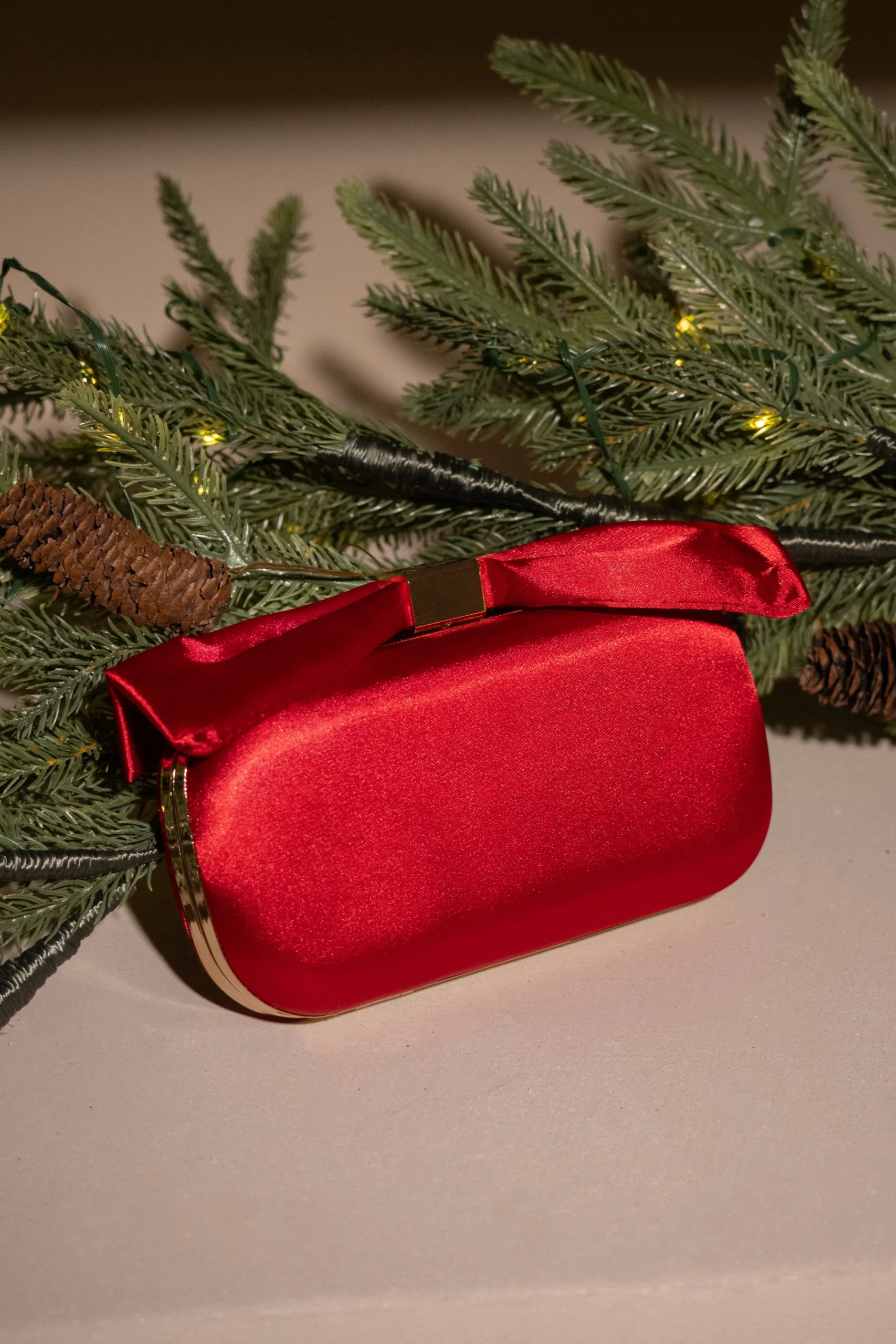 red_satin_bow_clutch_0.webp JLUXLABEL Red Satin Bow Clutch