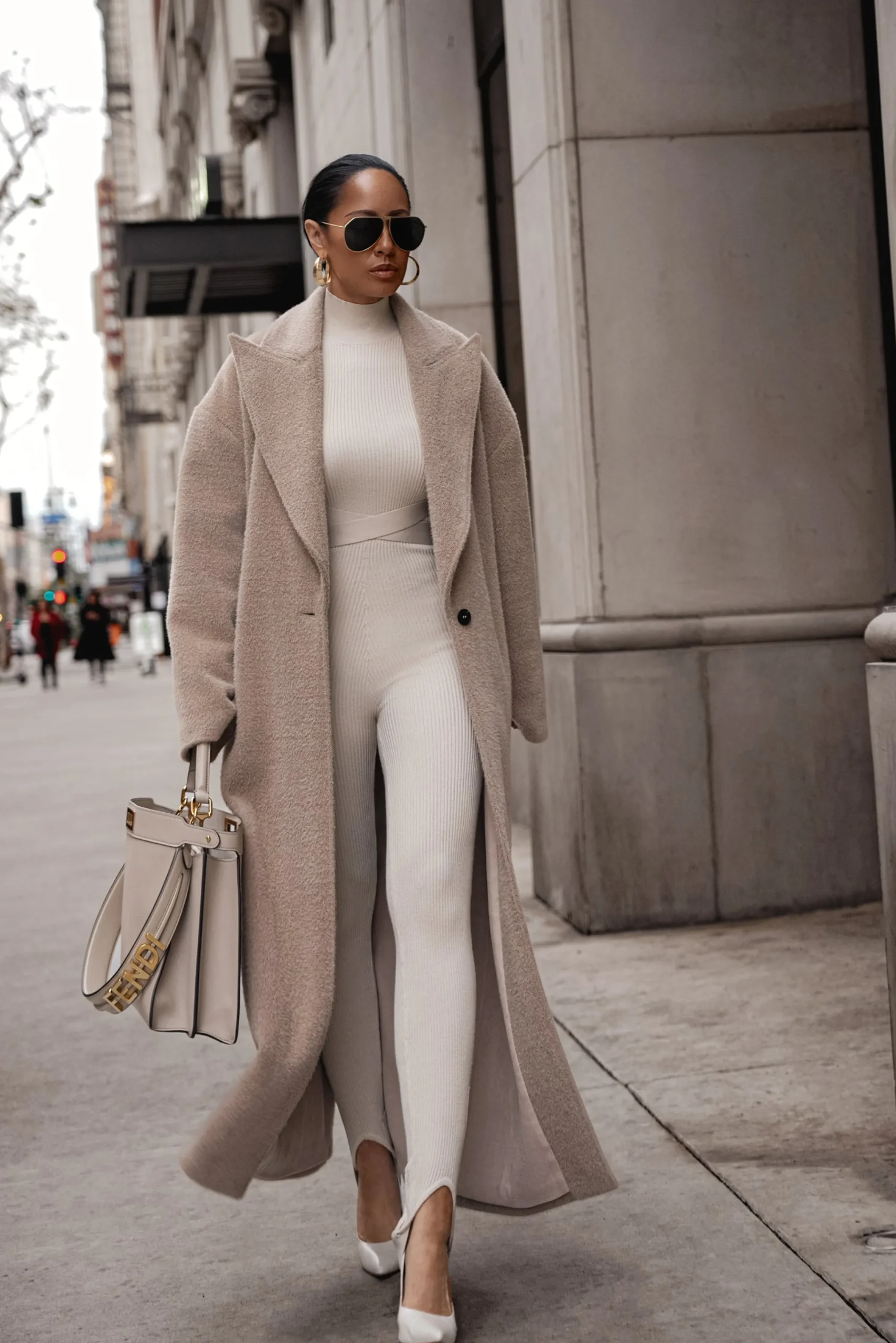 sand_chelsie_longline_coa_7.webp JLUXLABEL Sand Chelsie Longline Coat