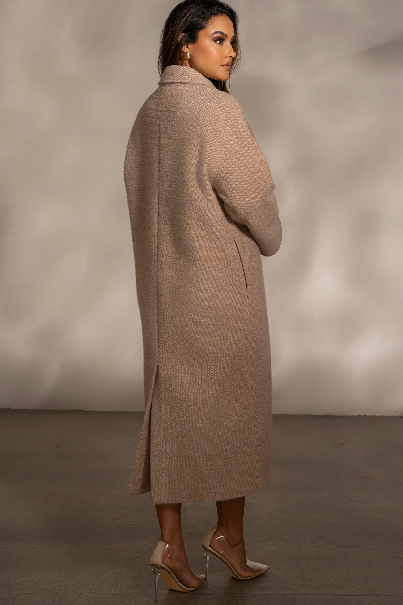 sand_dion_oversized_coat_6.webp JLUXLABEL Sand Dion Oversized Coat