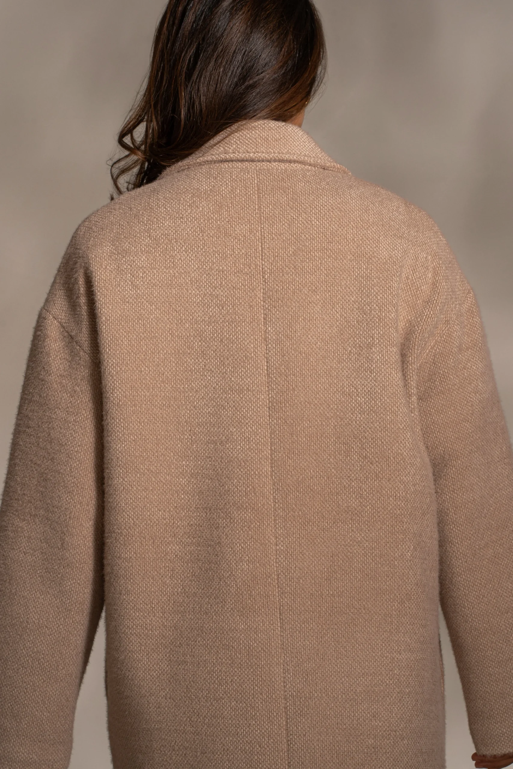 sand_dion_oversized_coat_9.webp JLUXLABEL Sand Dion Oversized Coat