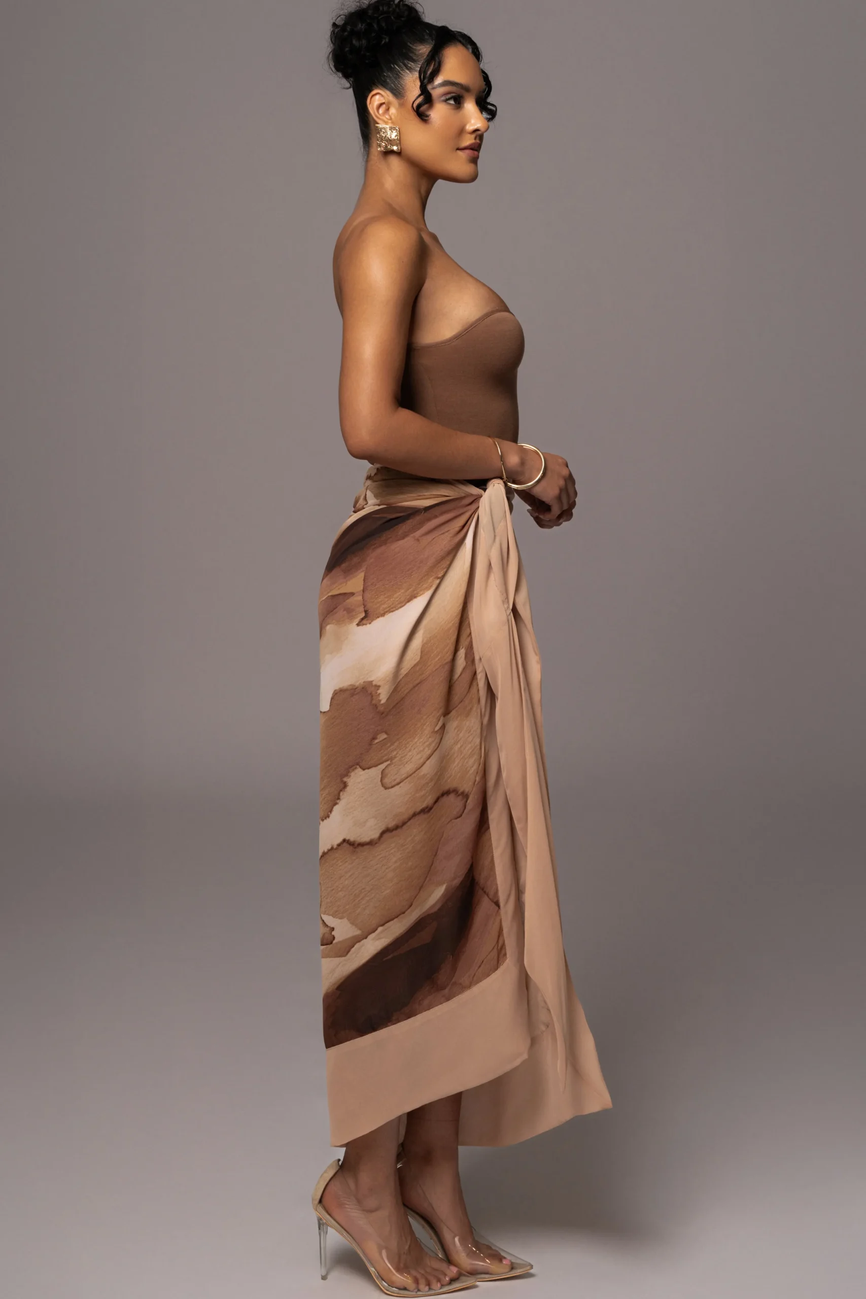 tan_abstract_marine_print_5.webp JLUXLABEL Tan Abstract Marine Print Sarong