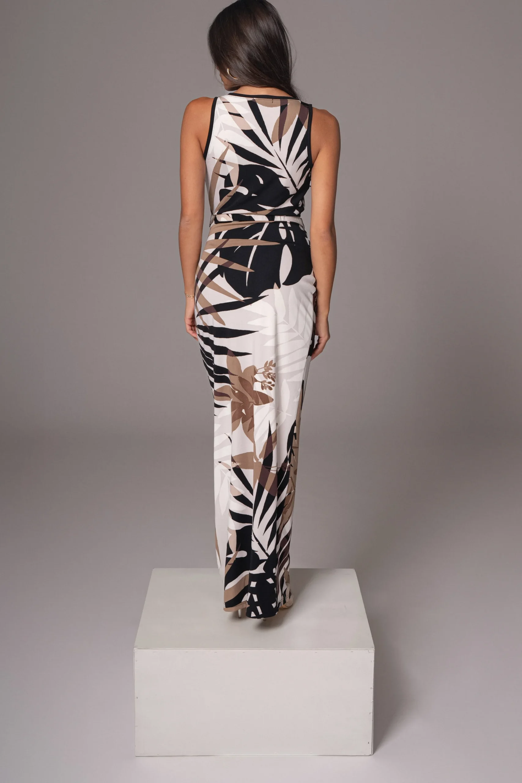 tropical_print_revival_wr_13.webp JLUXLABEL Tropical Print Revival Wrap Dress