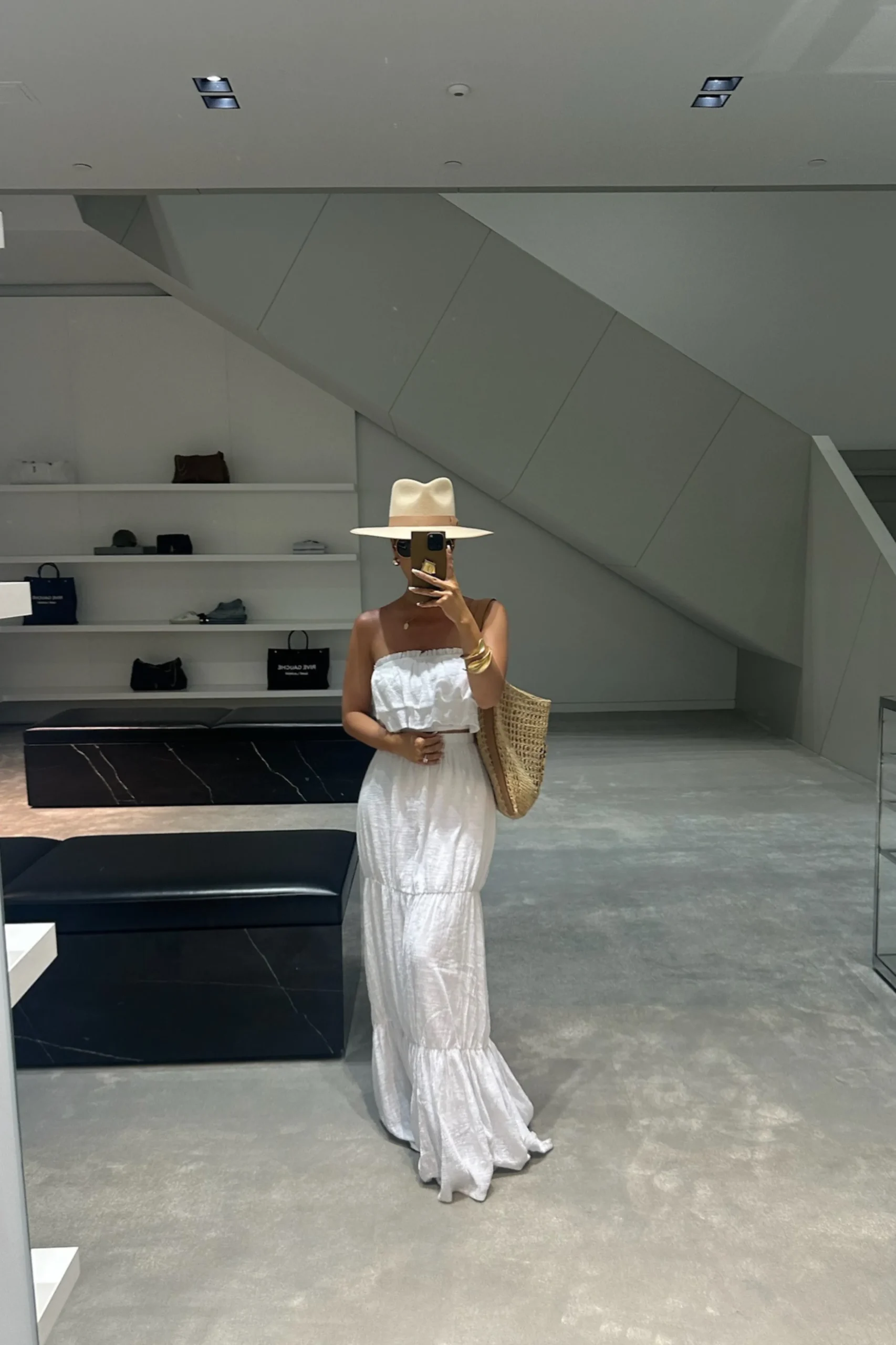 white_by_the_sea_skirt_se_3.webp JLUXLABEL White By The Sea Skirt Set