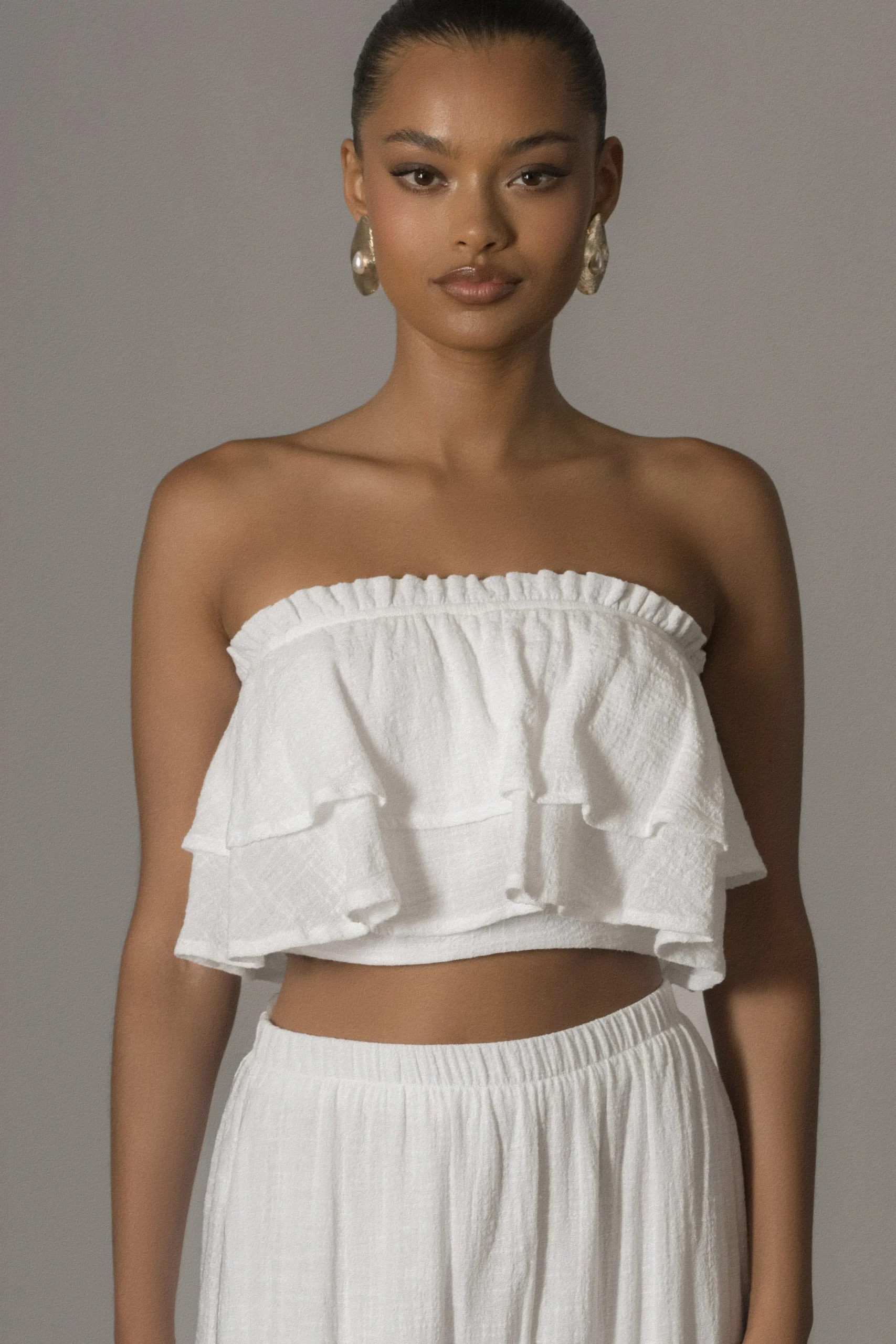white_by_the_sea_skirt_se_5.webp JLUXLABEL White By The Sea Skirt Set