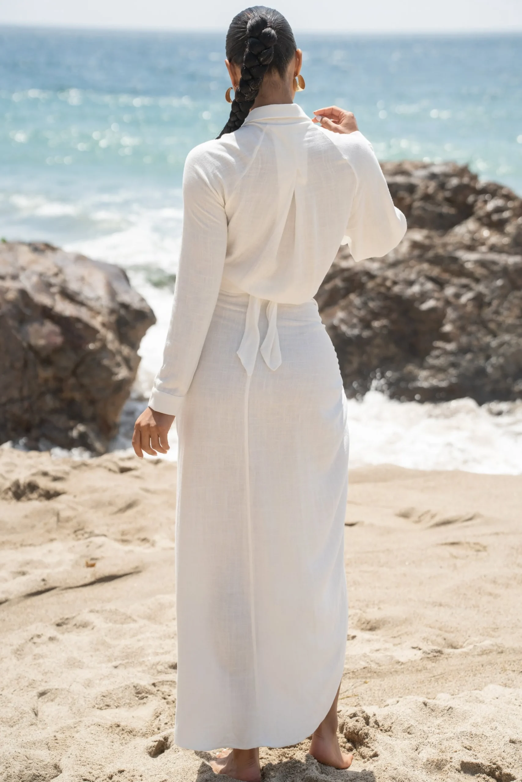 white_saylor_linen_sarong_10.webp JLUXLABEL White SAYLOR LINEN SARONG