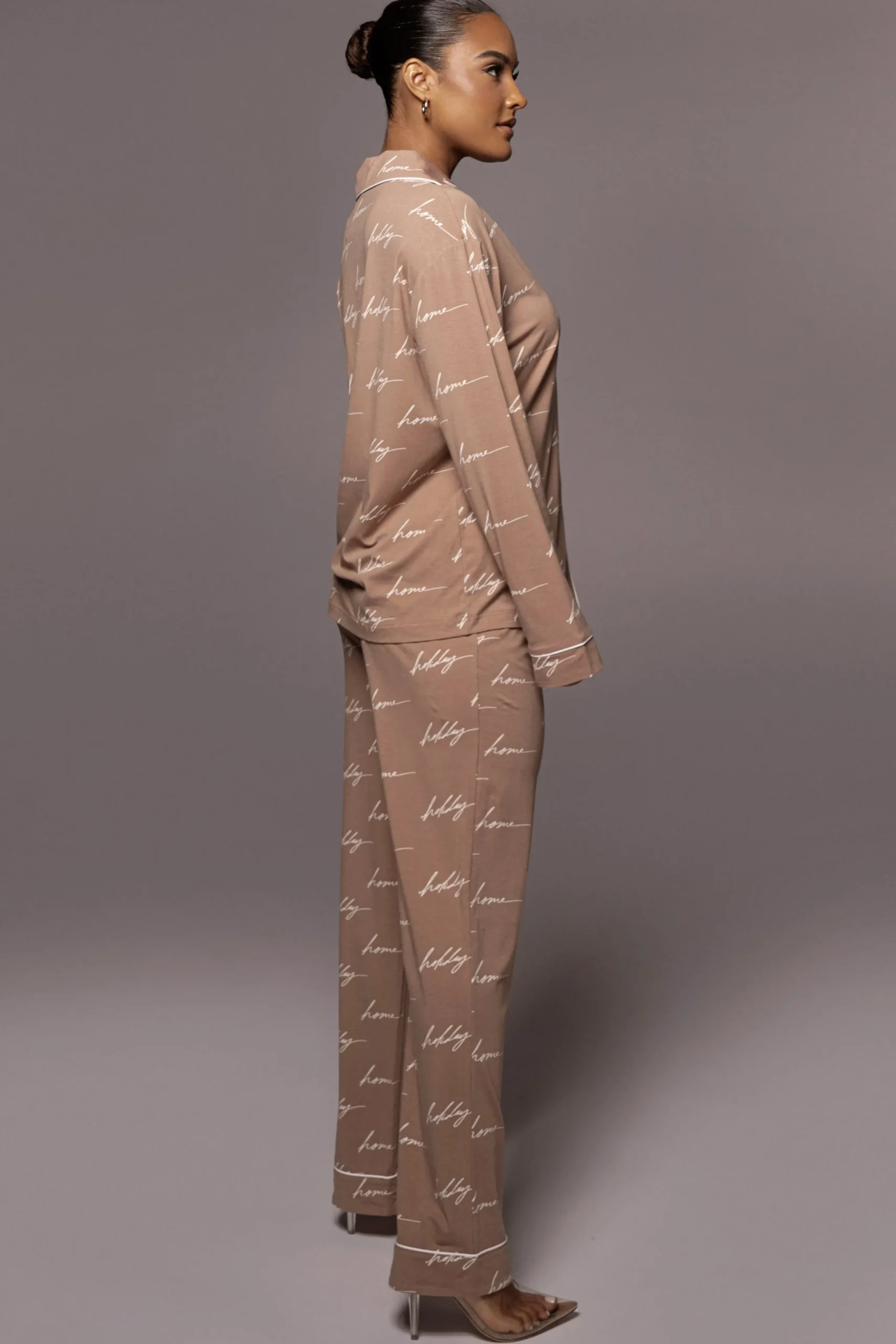 whitetan_home_for_the_hol_18.webp JLUXLABEL White/Tan Home For The Holiday Adult Pajama Set