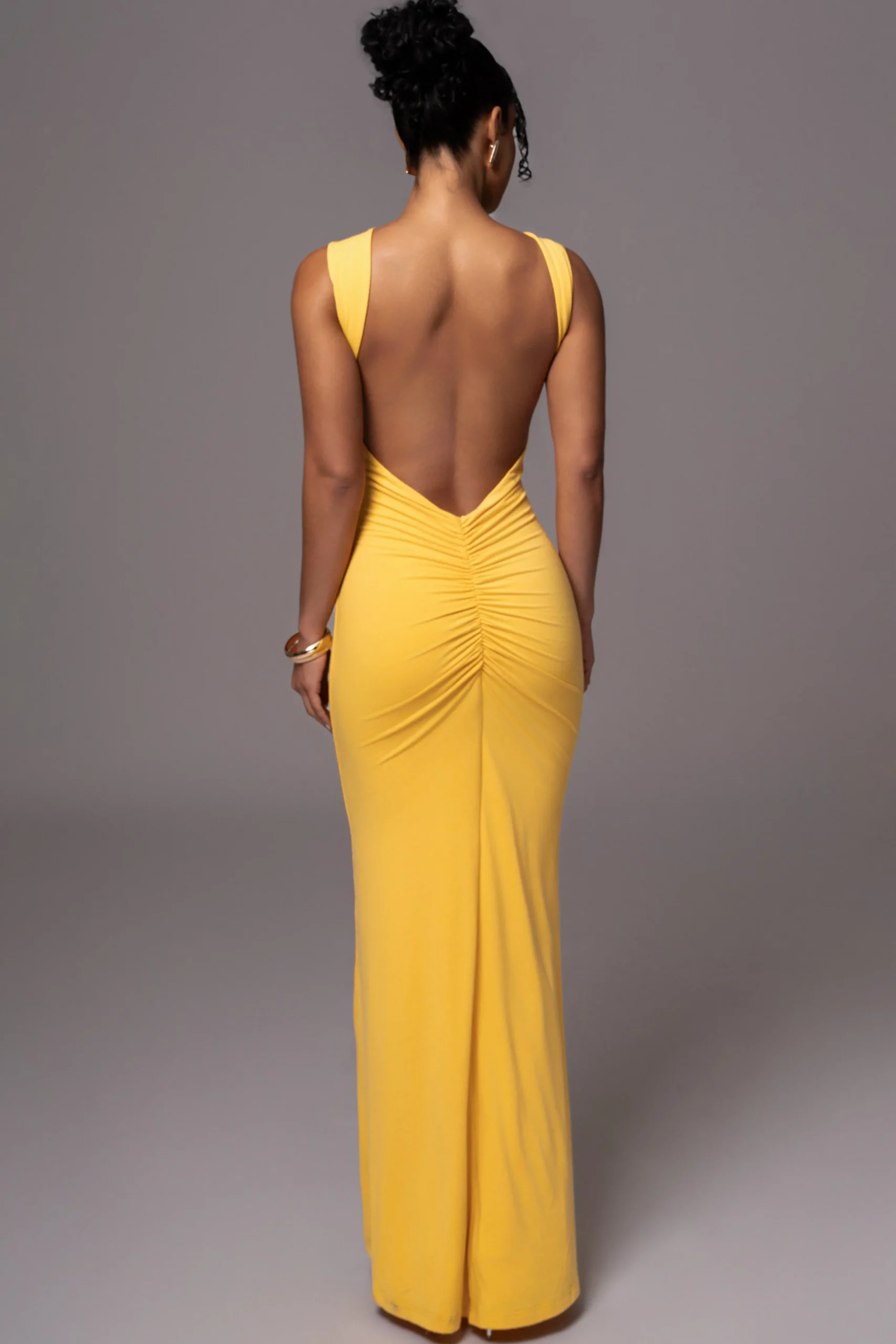 yellow_jluxbasix_front_an_7.webp JLUXLABEL Yellow JLUXBASIX FRONT AND CENTER MAXI DRESS